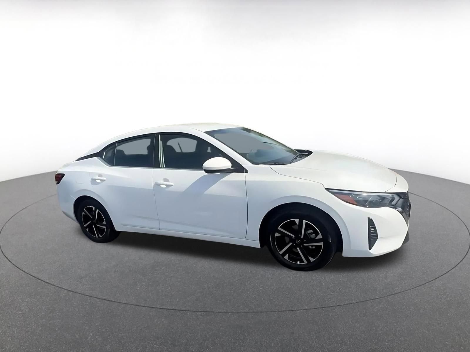 Thumbnail: 2025 Nissan Sentra - 2