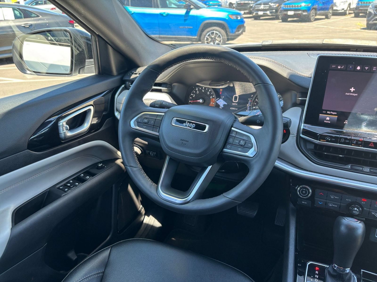 Thumbnail: 2025 Jeep Compass - 35