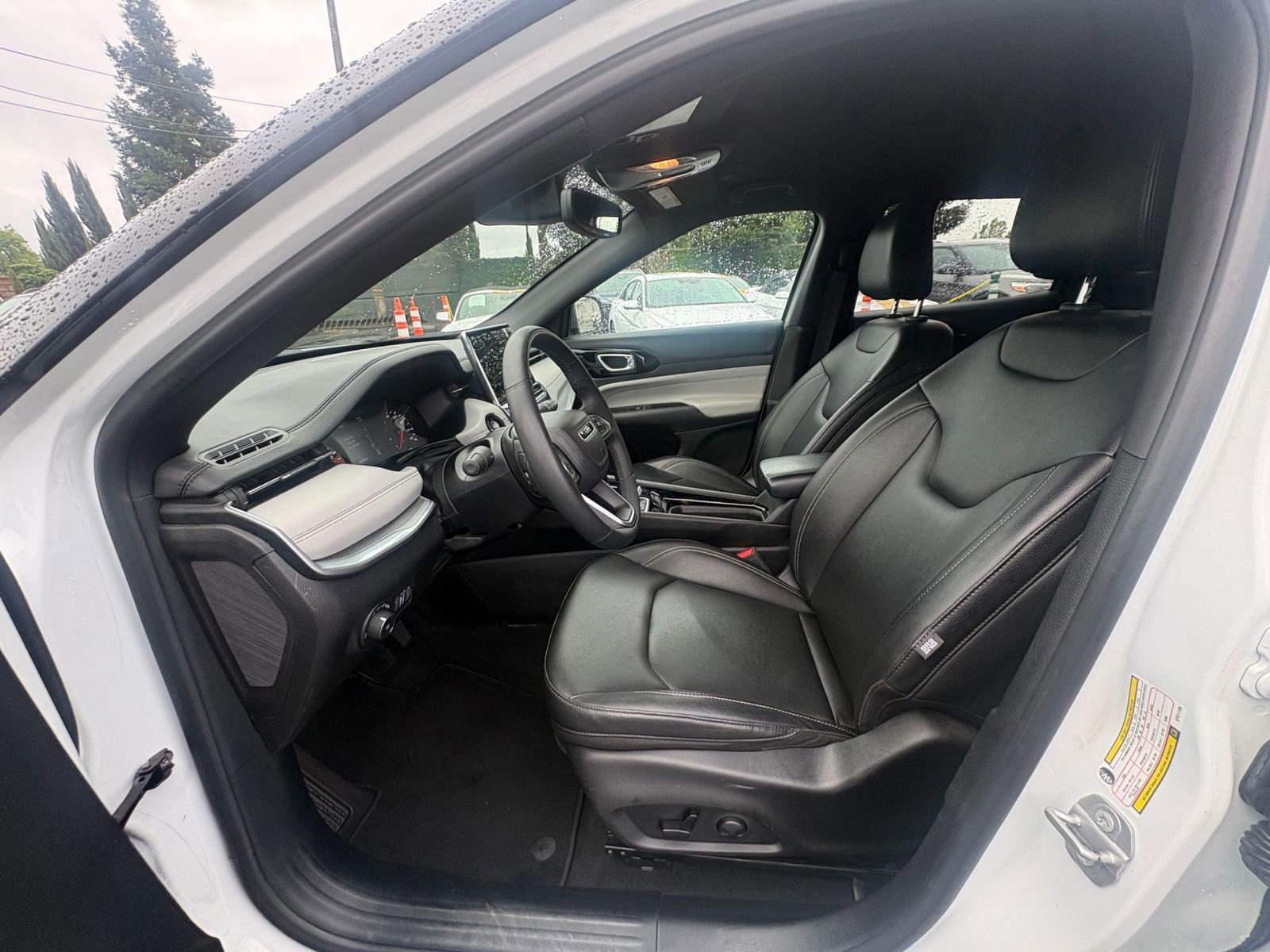 Thumbnail: 2025 Jeep Compass - 28