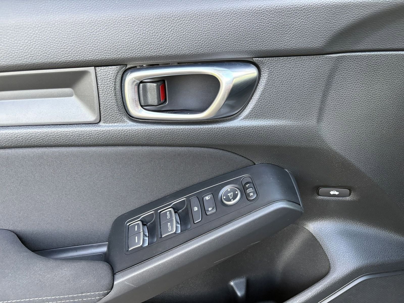 Thumbnail: 2025 Honda Civic - 20