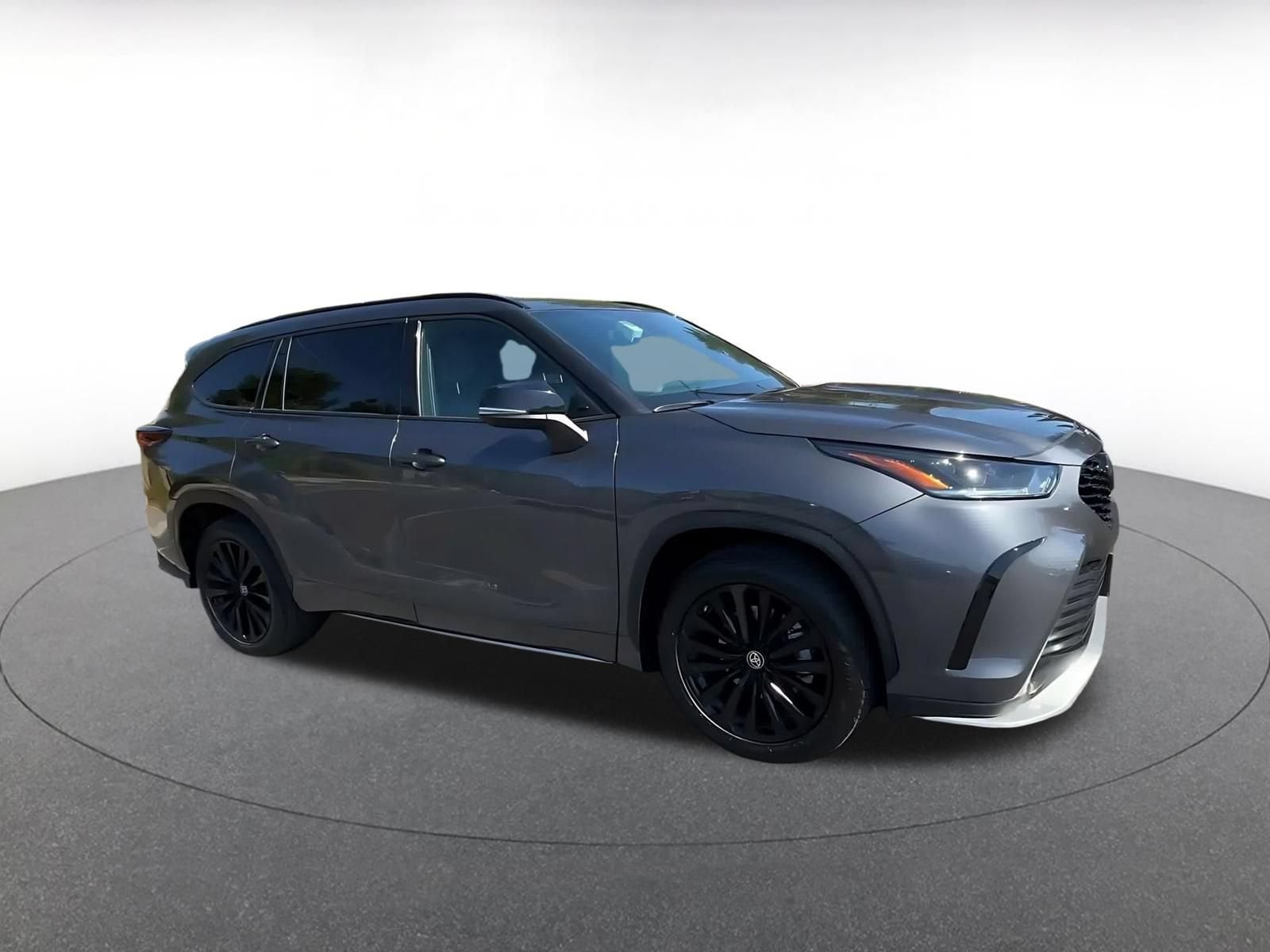 Thumbnail: 2025 Toyota Highlander - 2