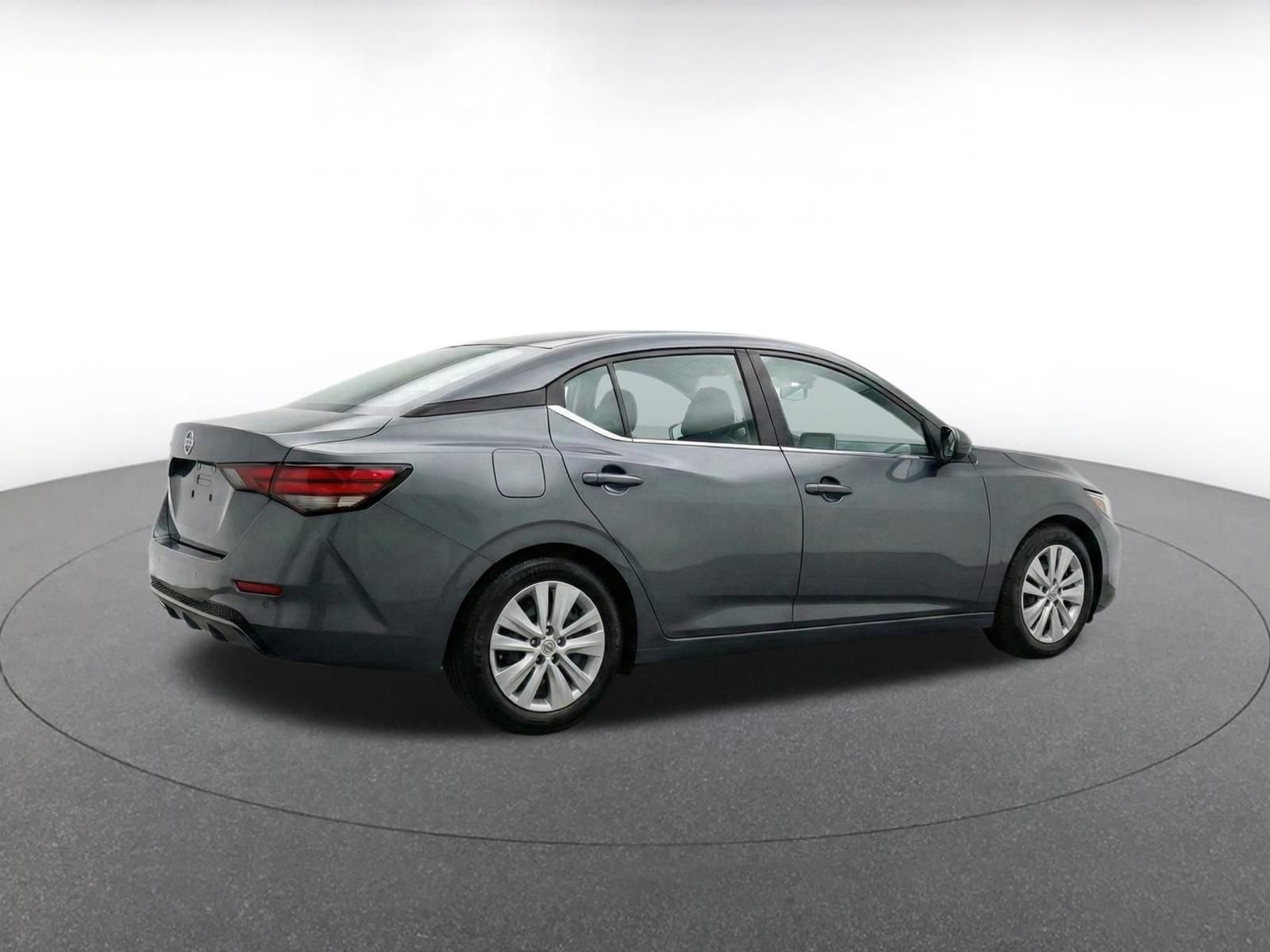 Thumbnail: 2025 Nissan Sentra - 11