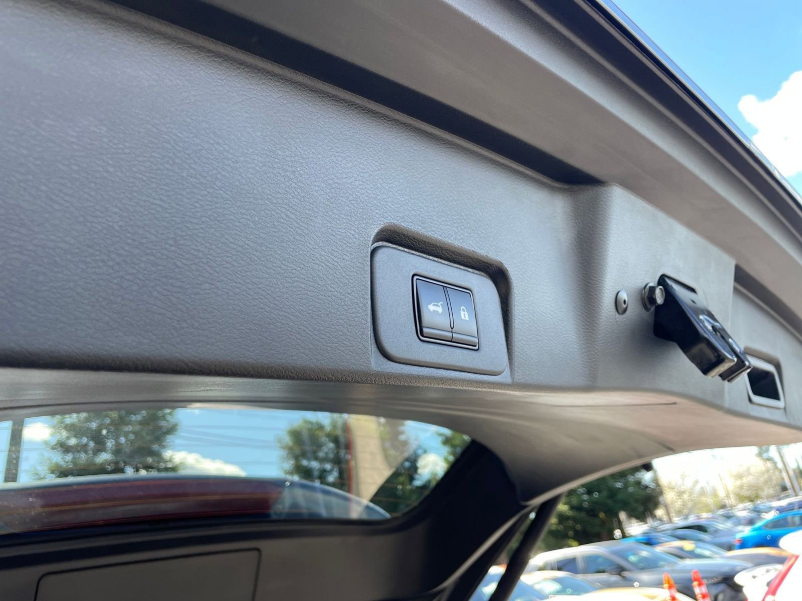 Thumbnail: 2025 Nissan Rogue - 23