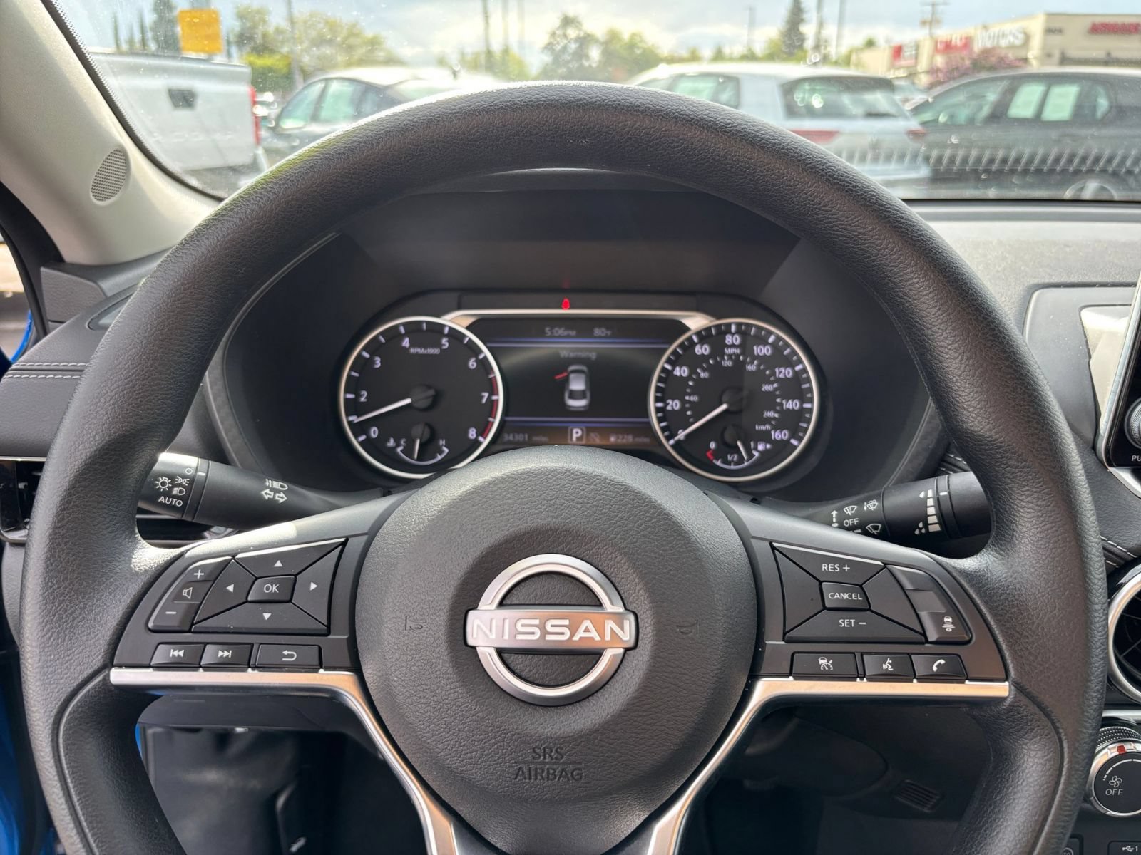 Thumbnail: 2025 Nissan Sentra - 25
