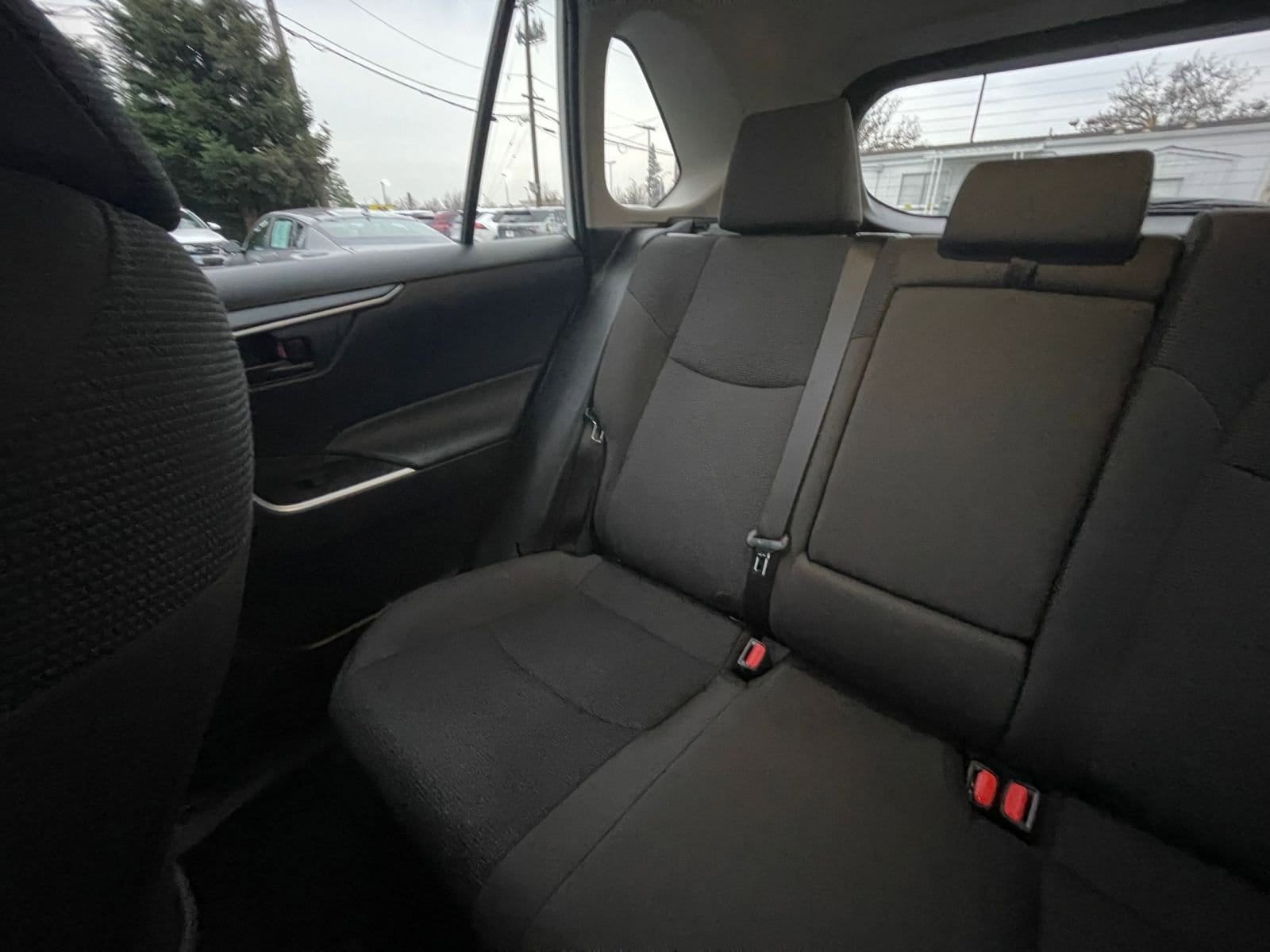 Thumbnail: 2025 Toyota RAV4 - 34