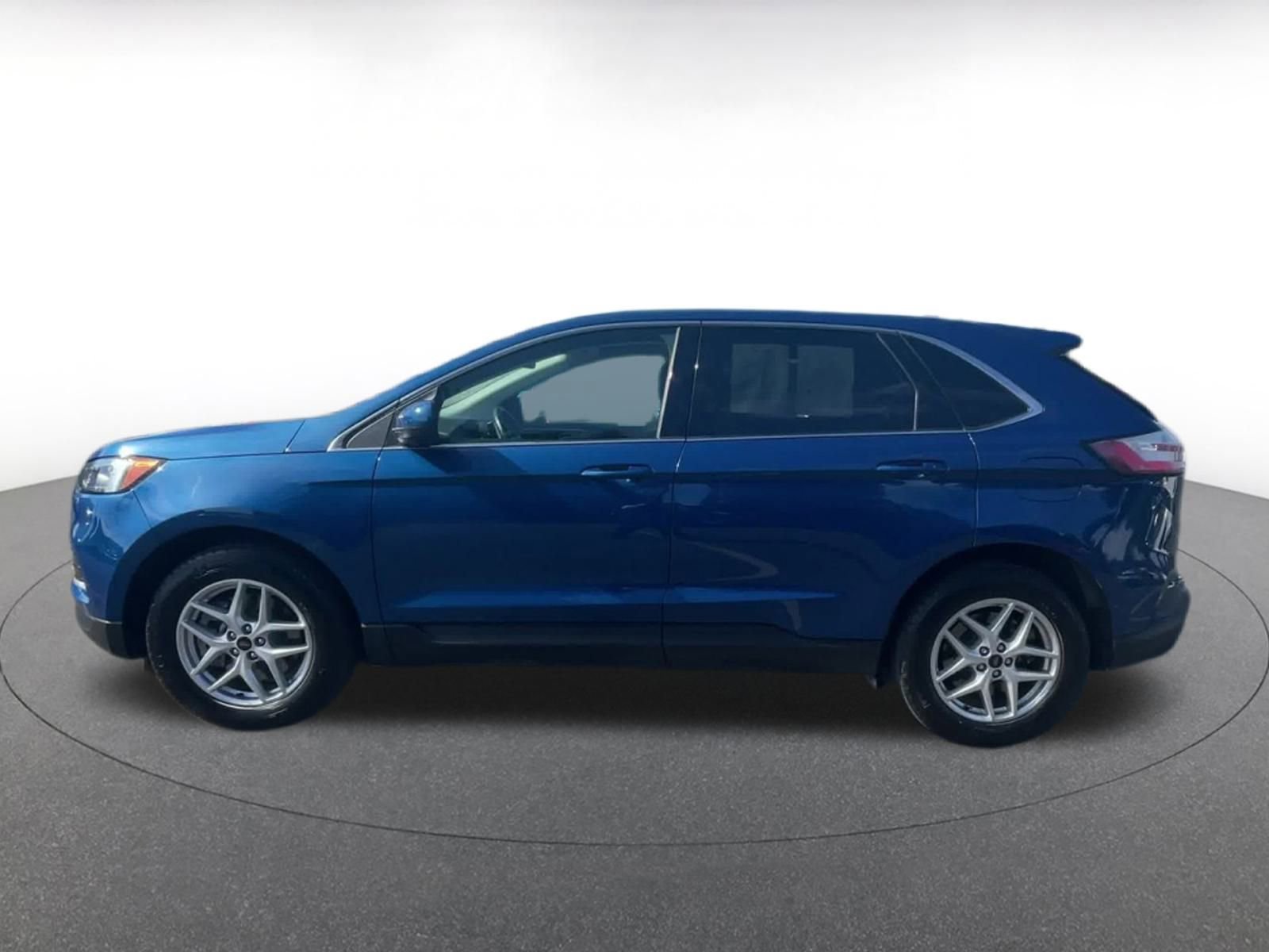 Thumbnail: 2024 Ford Edge - 9