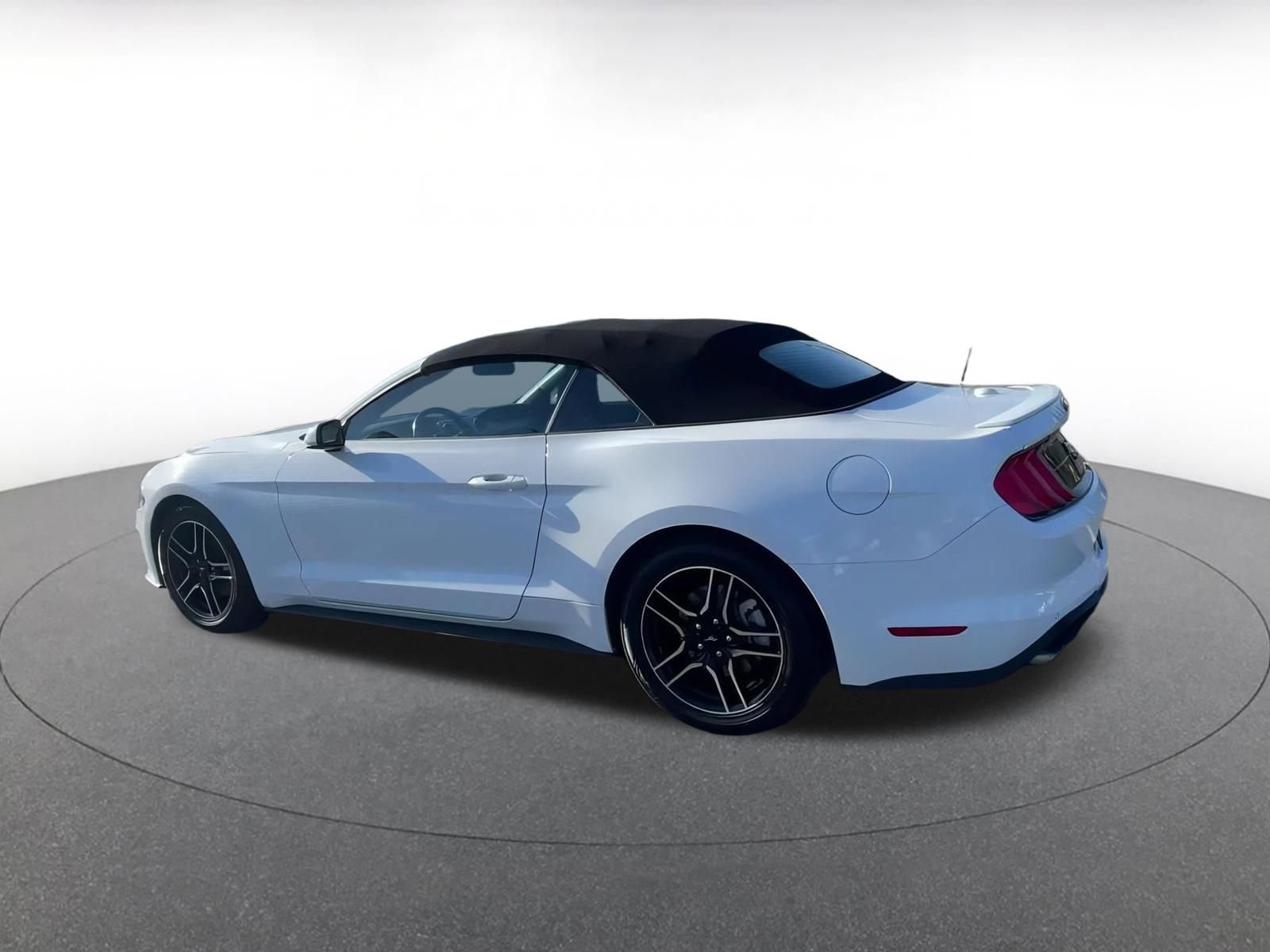 Thumbnail: 2023 Ford Mustang - 10