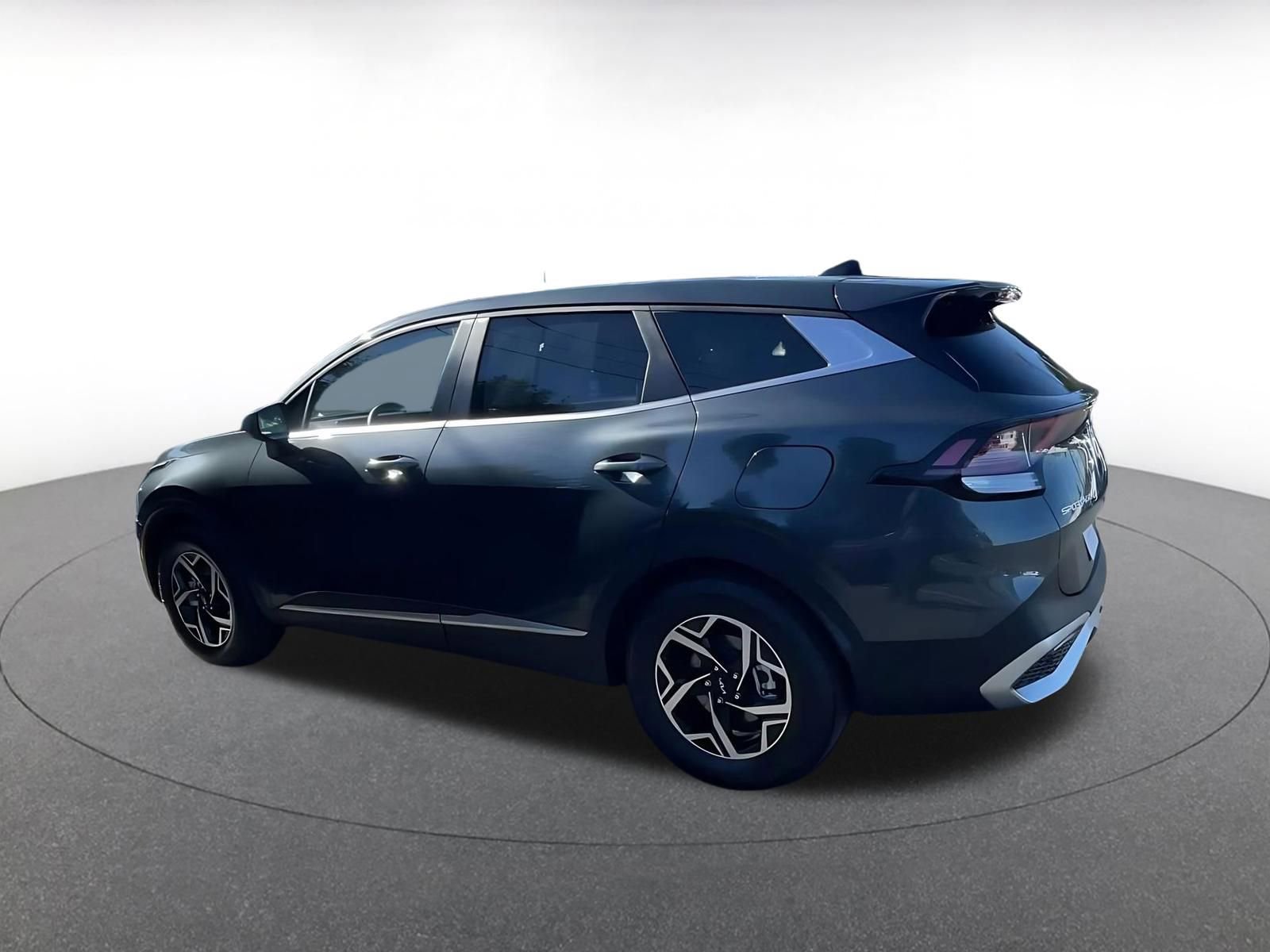 Thumbnail: 2025 Kia Sportage - 10