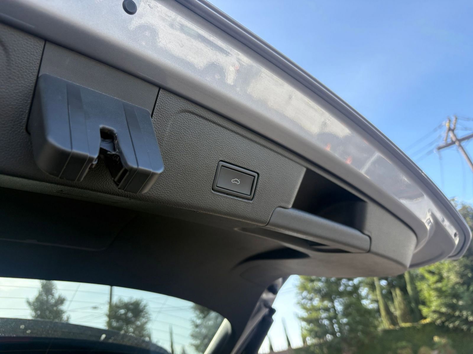 Thumbnail: 2025 Volkswagen Atlas - 23