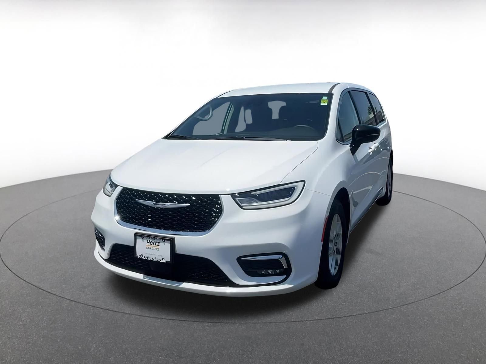 Thumbnail: 2024 Chrysler Pacifica - 6