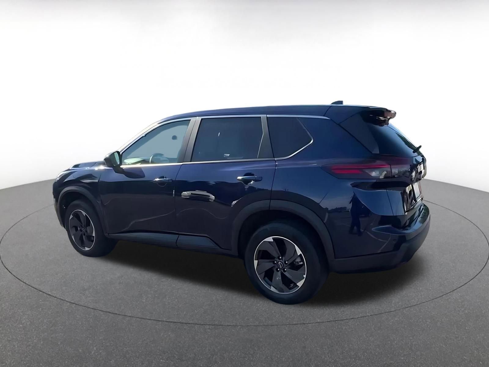 Thumbnail: 2025 Nissan Rogue - 10