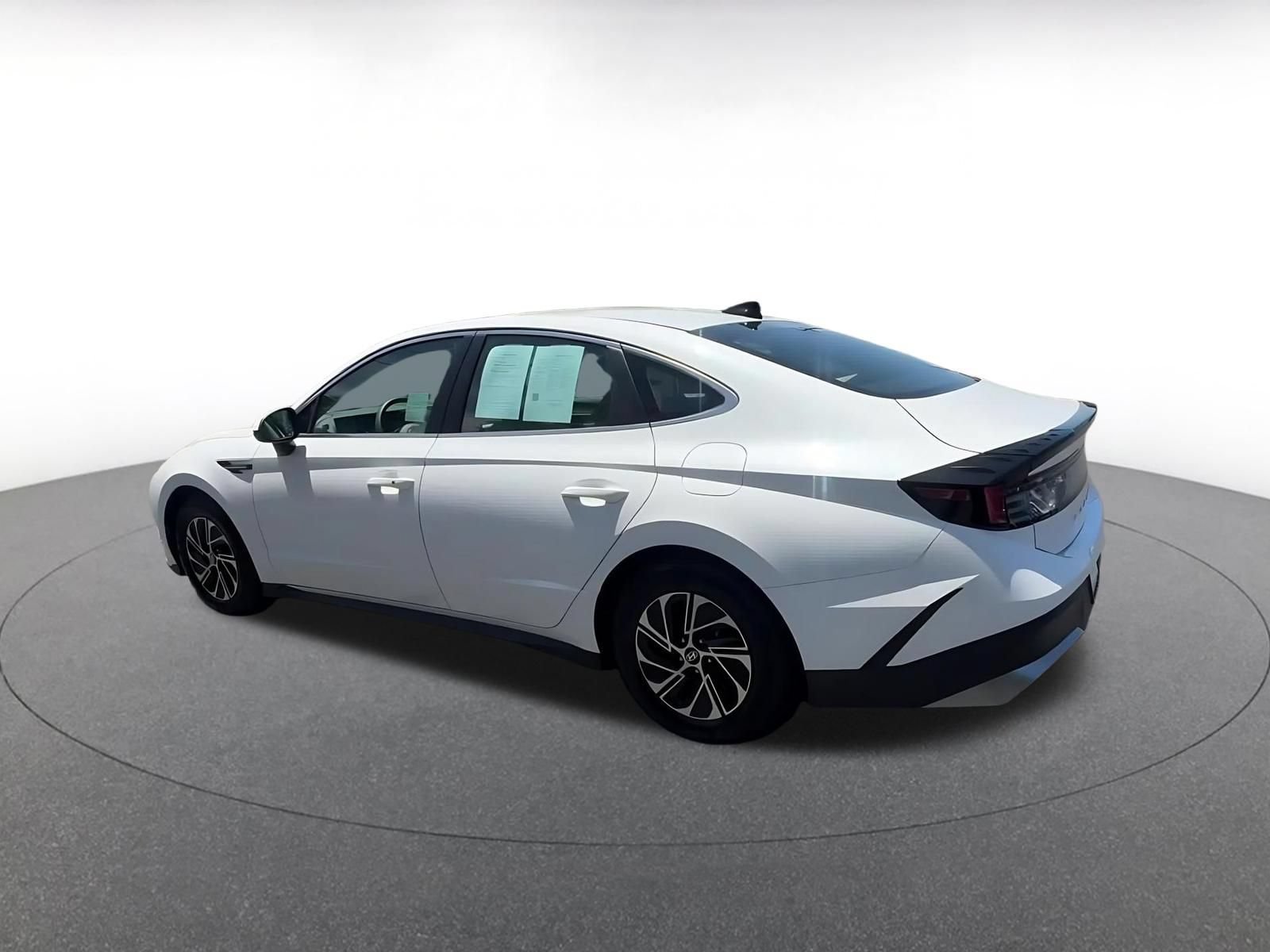 Thumbnail: 2026 Hyundai Sonata - 11