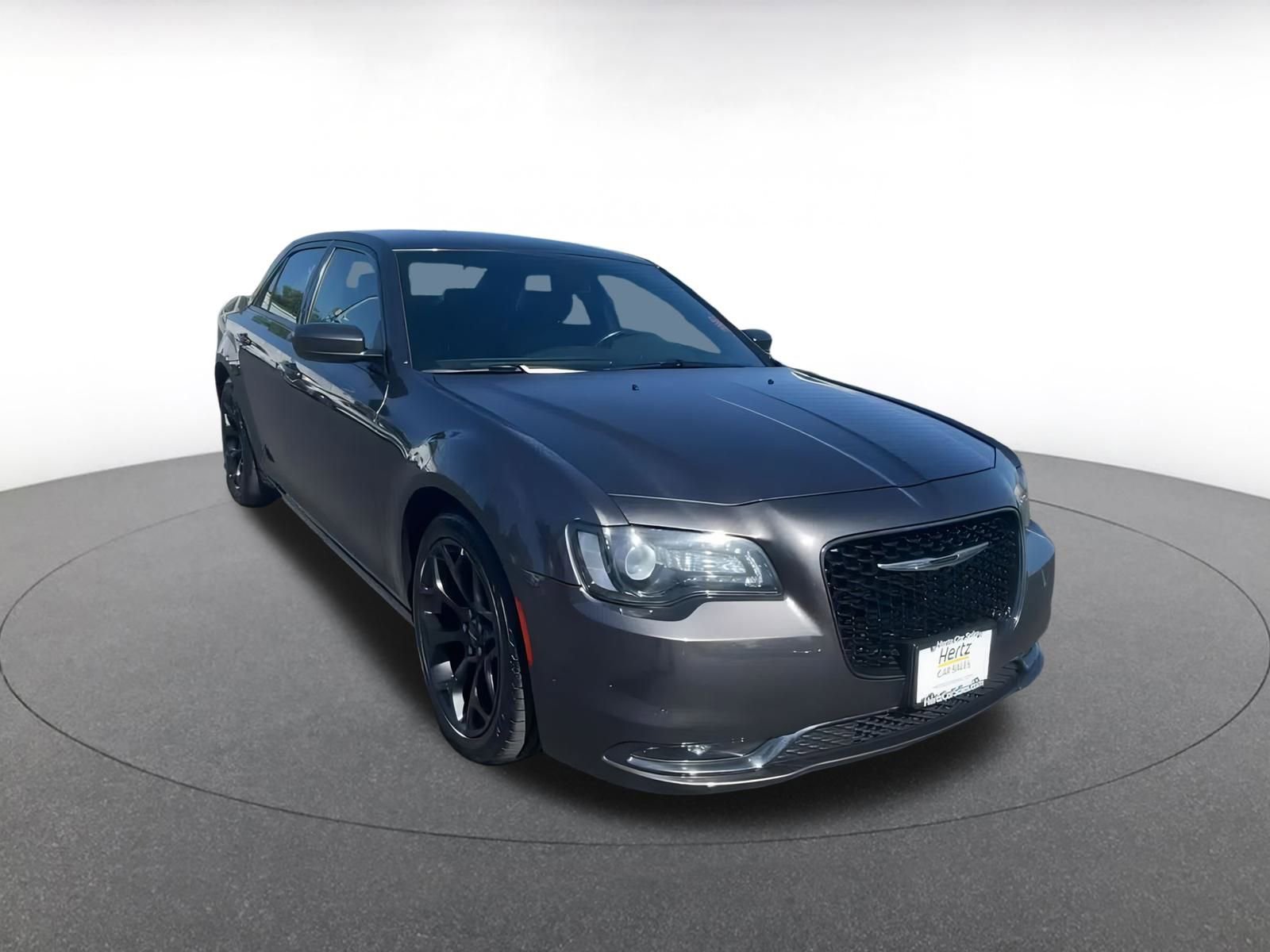 Thumbnail: 2020 Chrysler 300 - 3
