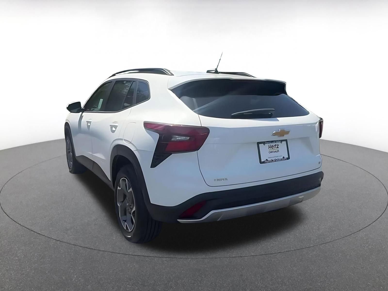 Thumbnail: 2025 Chevrolet Trax - 11