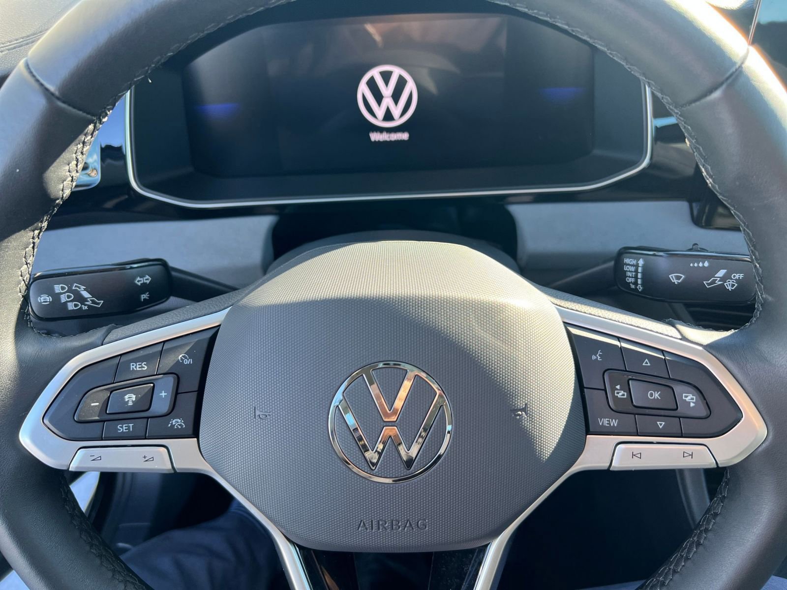 Thumbnail: 2025 Volkswagen Jetta - 27