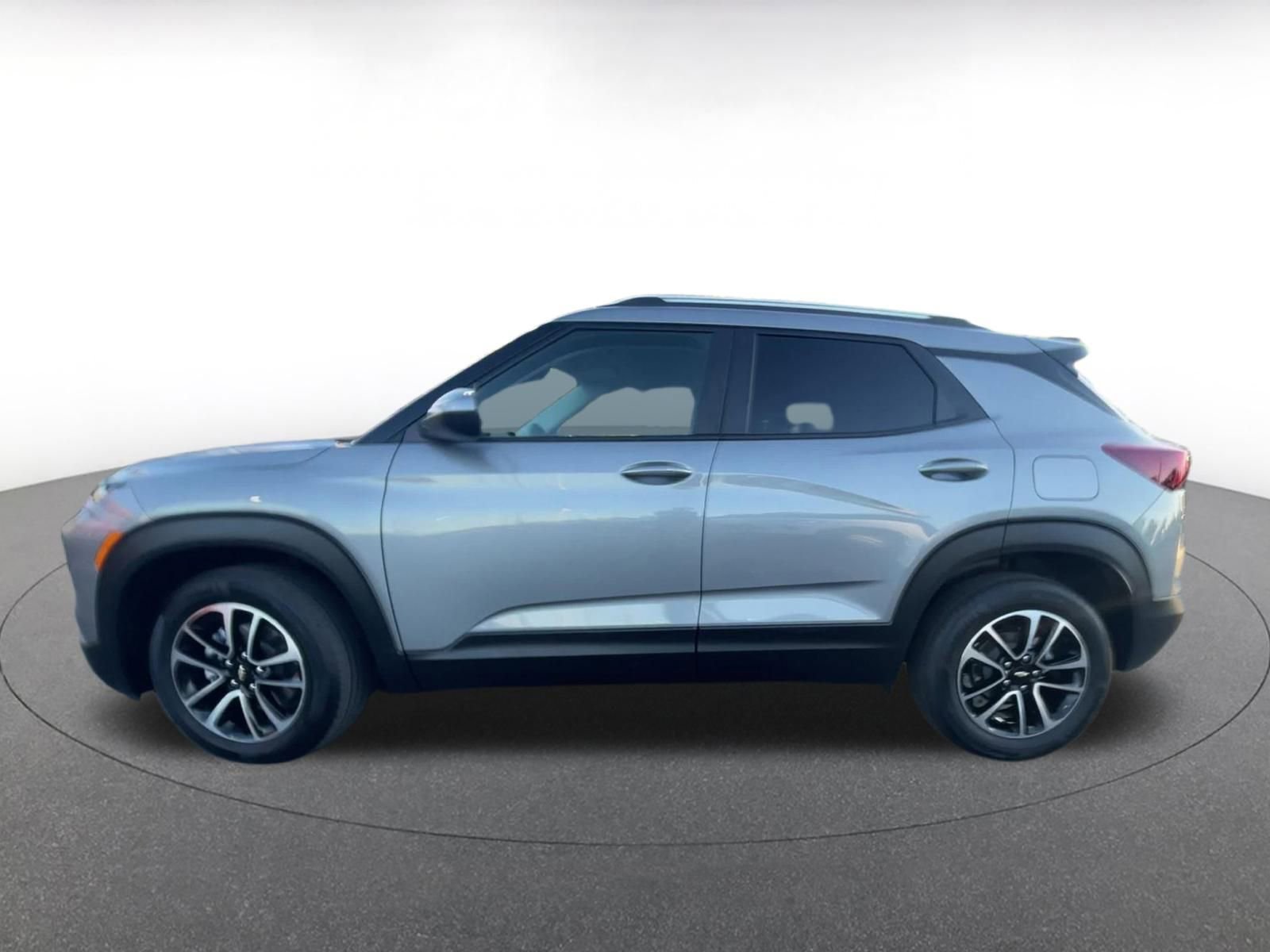 Thumbnail: 2025 Chevrolet TrailBlazer - 9