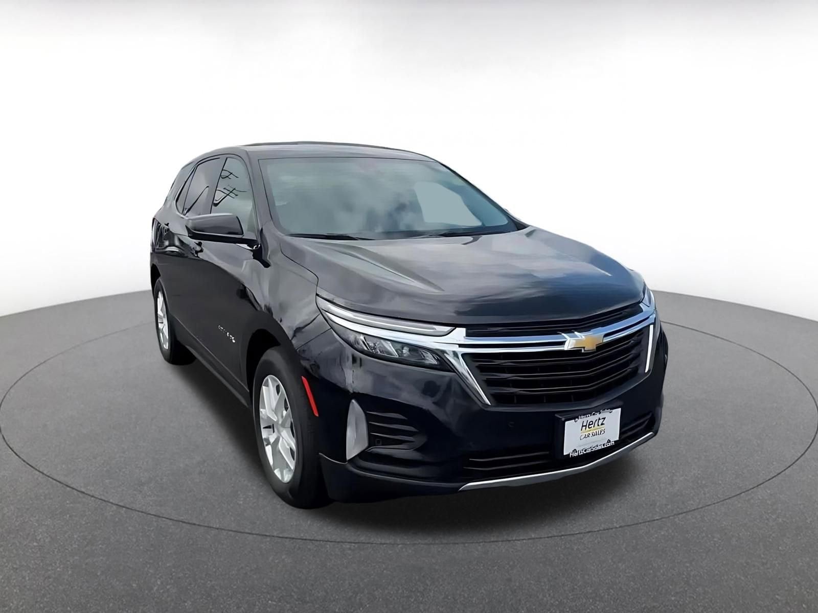 Thumbnail: 2024 Chevrolet Equinox - 3