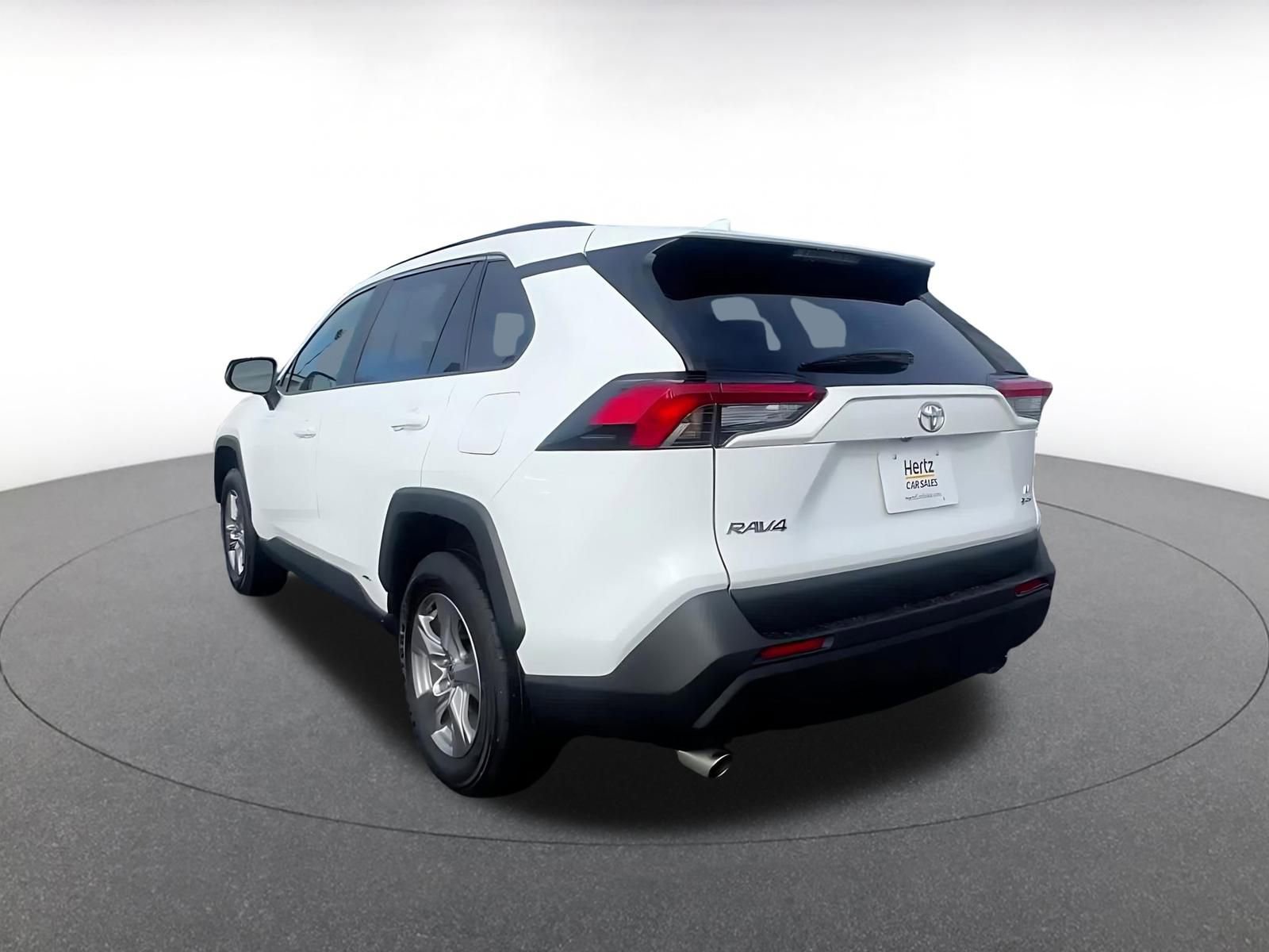 Thumbnail: 2025 Toyota RAV4 - 11