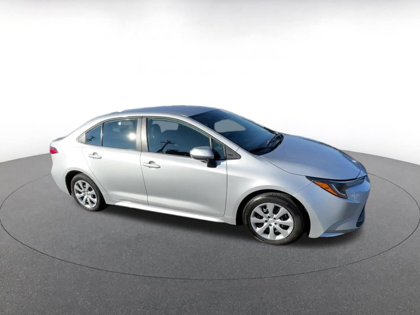 Thumbnail: 2025 Toyota Corolla - 2