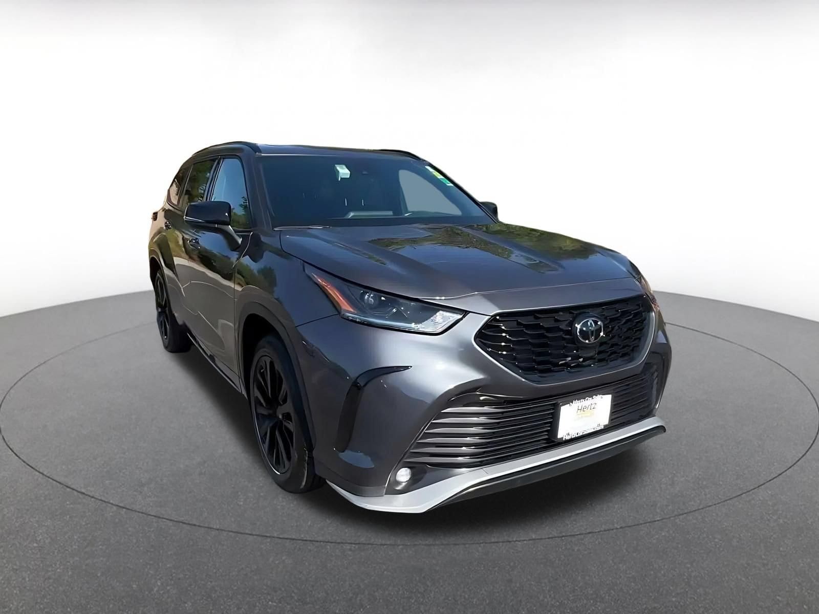 Thumbnail: 2025 Toyota Highlander - 3