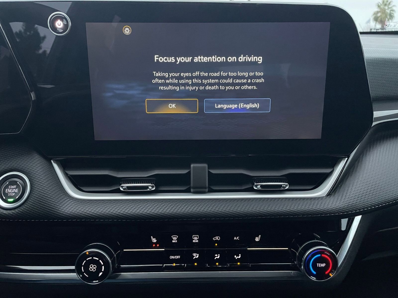 Thumbnail: 2025 Chevrolet Equinox - 18