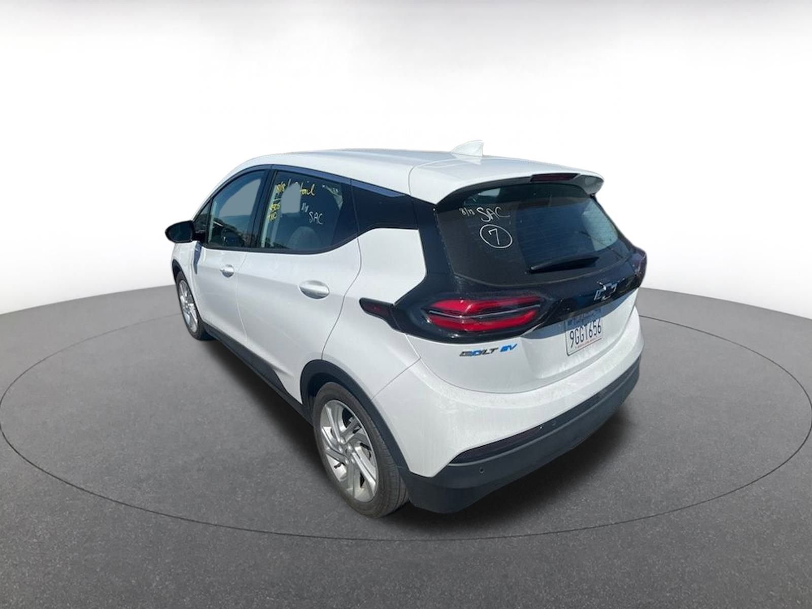 Thumbnail: 2023 Chevrolet Bolt EV - 3