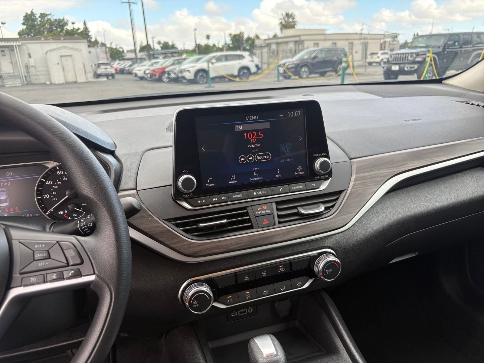 Thumbnail: 2025 Nissan Altima - 17