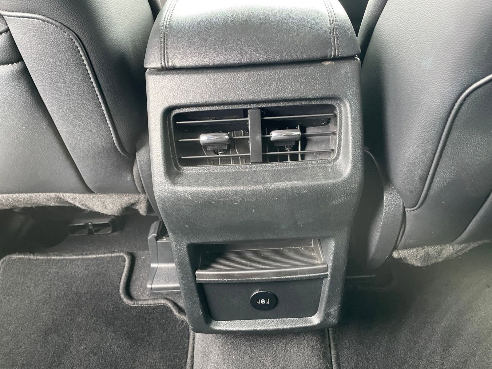 2024 Ford Edge SEL 23