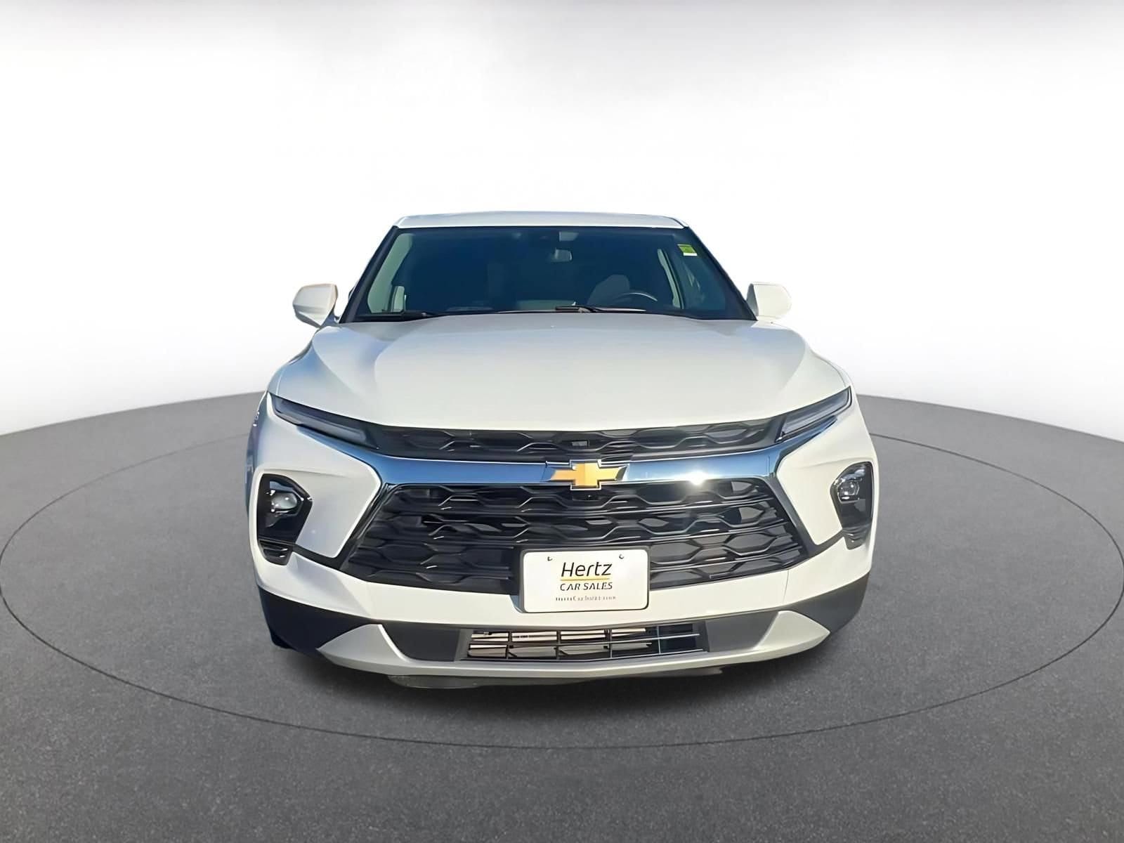 Thumbnail: 2025 Chevrolet Blazer - 4