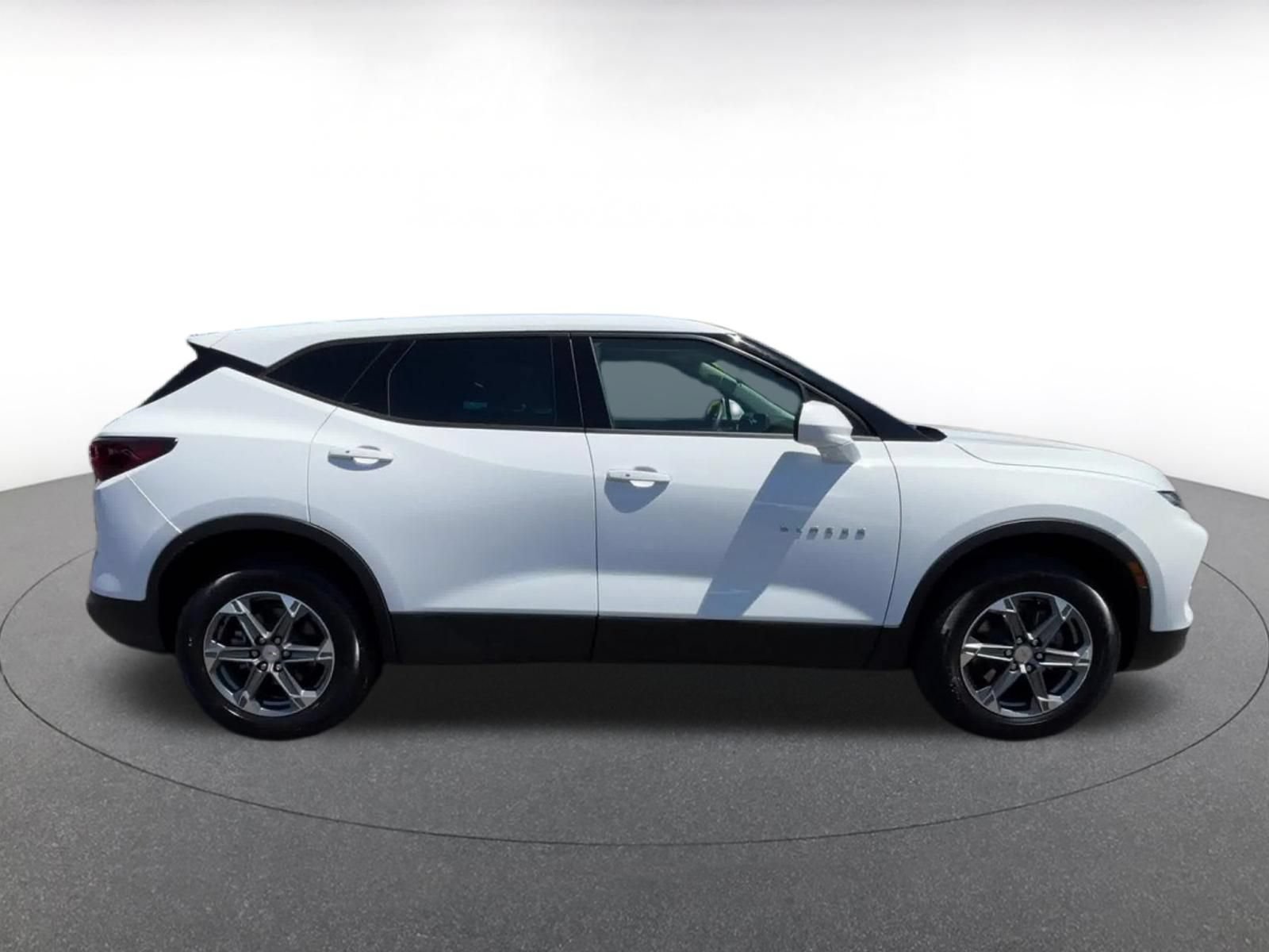 Thumbnail: 2026 Chevrolet Blazer - 13