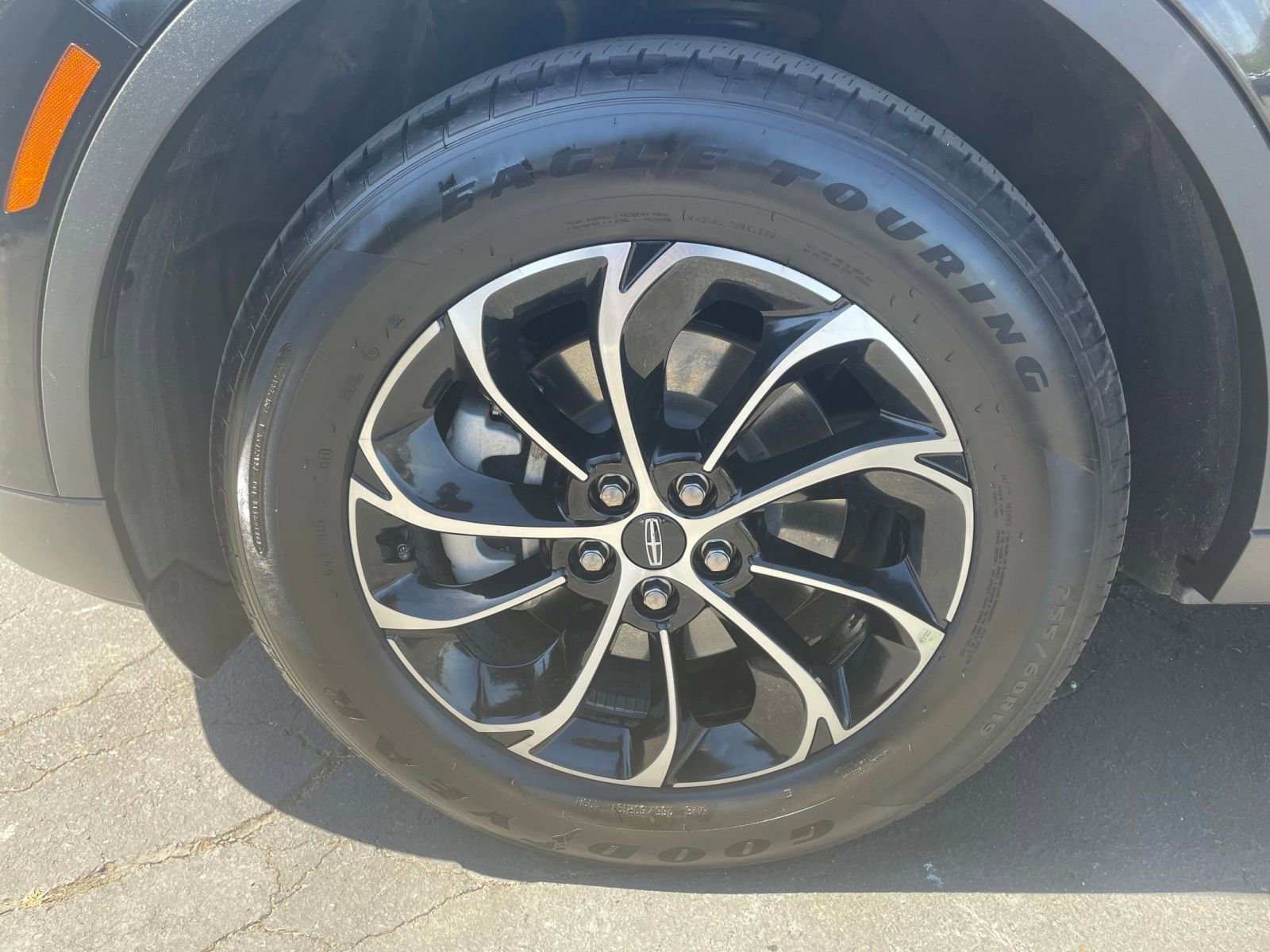 Thumbnail: 2024 Lincoln Nautilus - 33