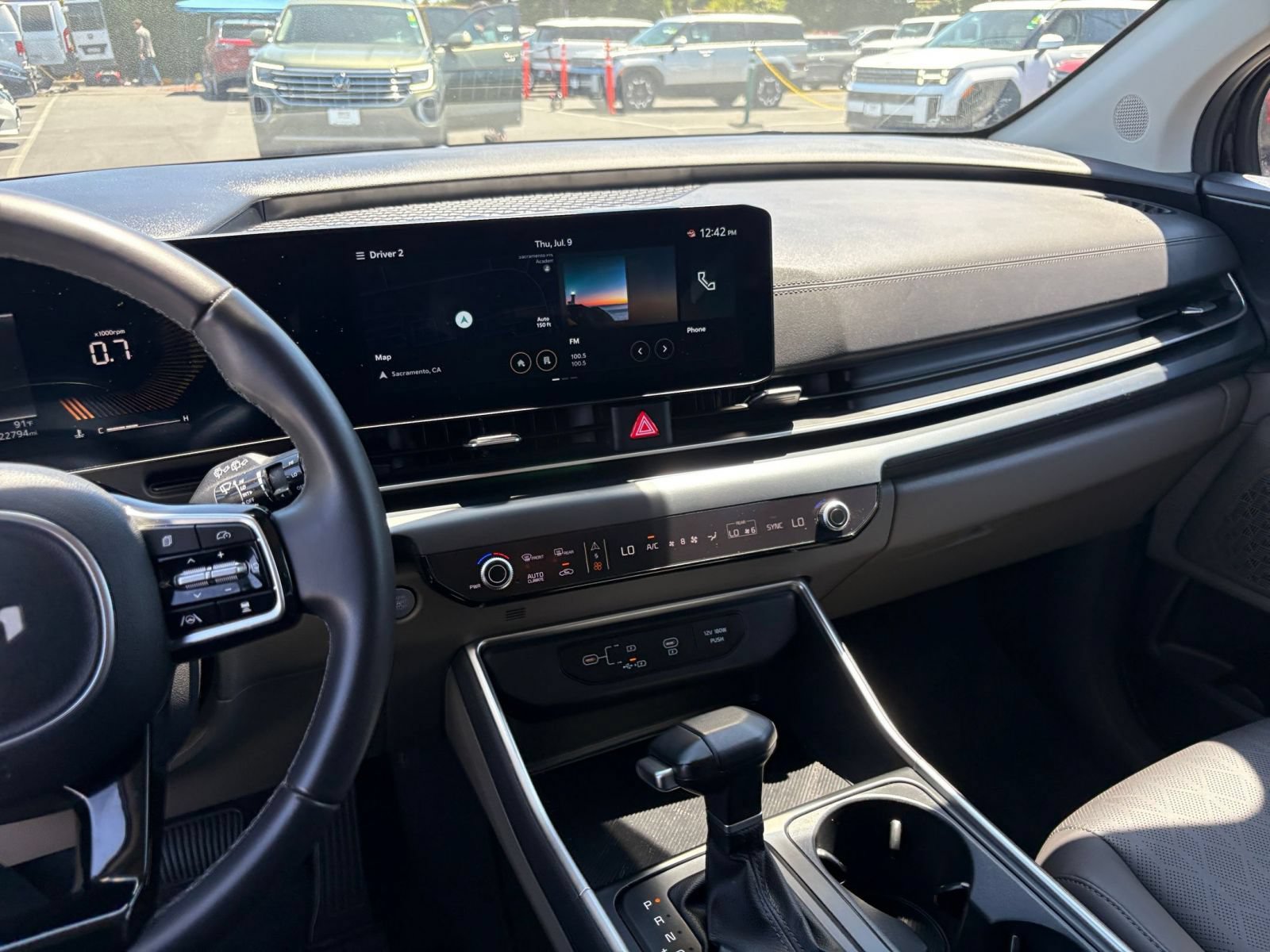 Thumbnail: 2026 Kia Carnival - 17