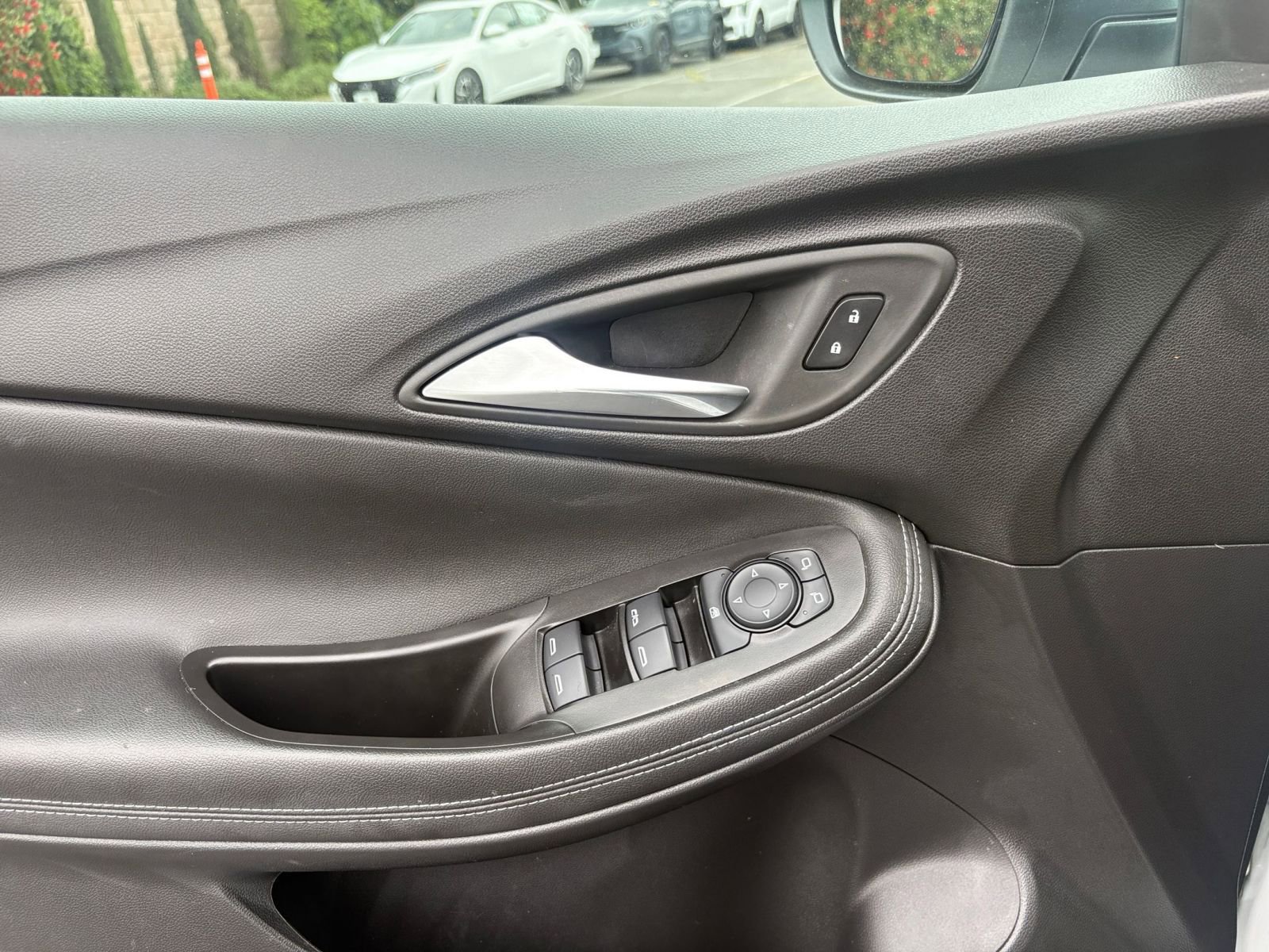 Thumbnail: 2025 Buick Encore GX - 18