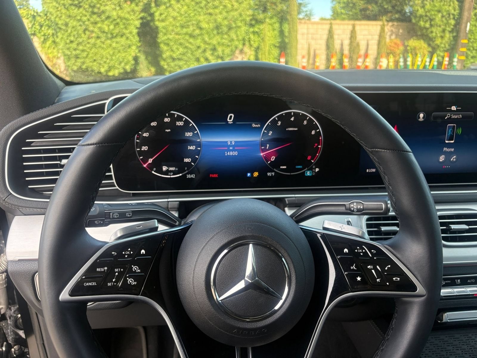 Thumbnail: 2026 Mercedes-Benz GLE - 30