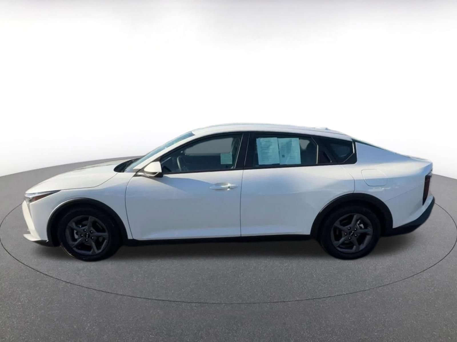 Thumbnail: 2025 Kia K4 - 9