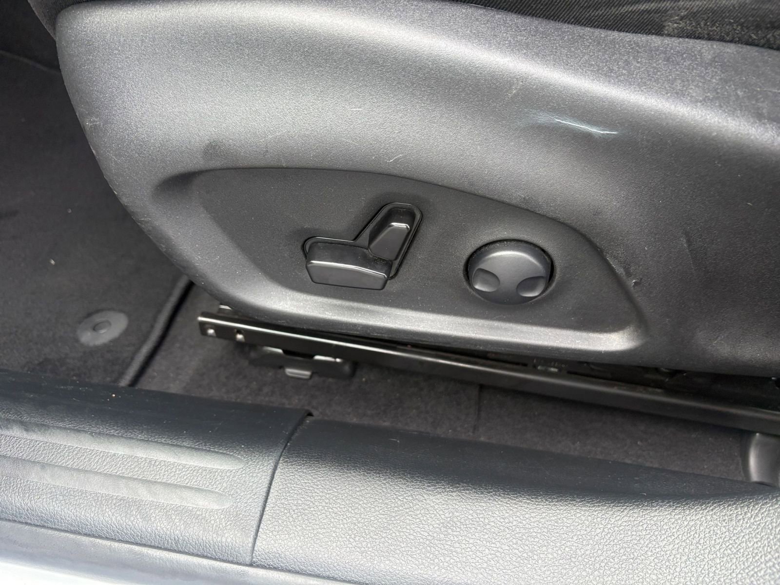 Thumbnail: 2025 Jeep Compass - 22