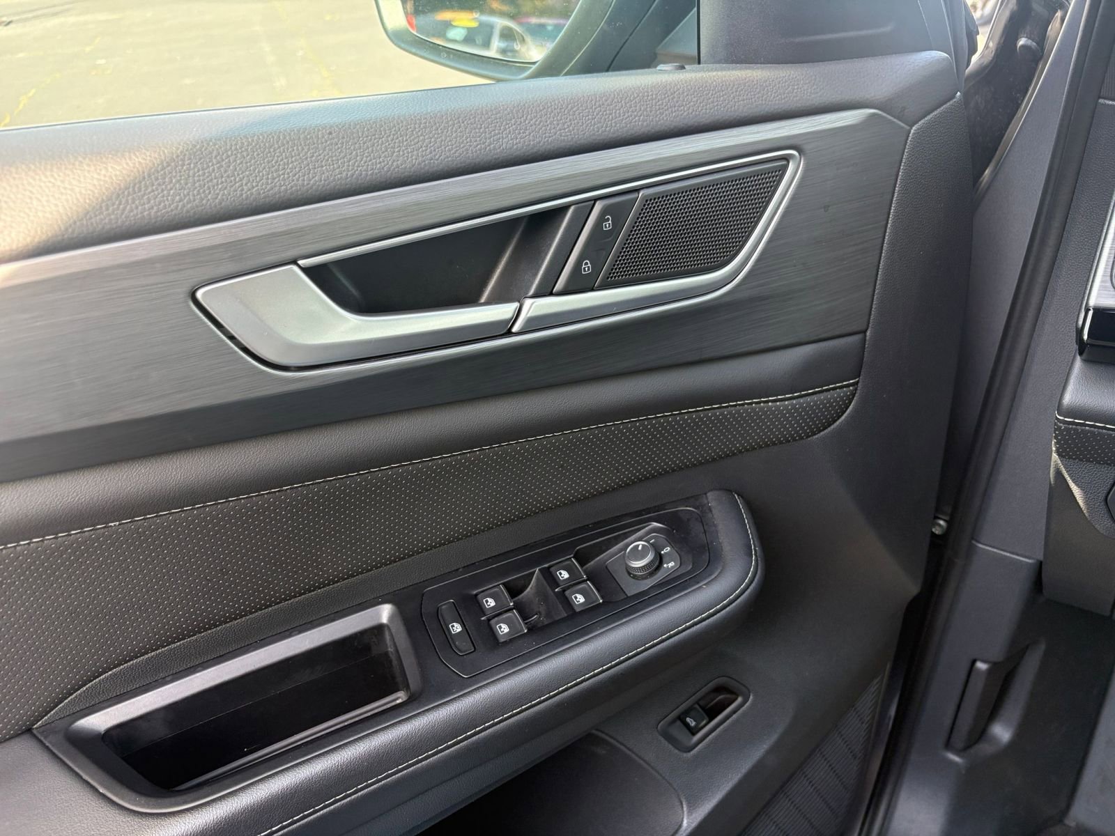 Thumbnail: 2025 Volkswagen Atlas - 18