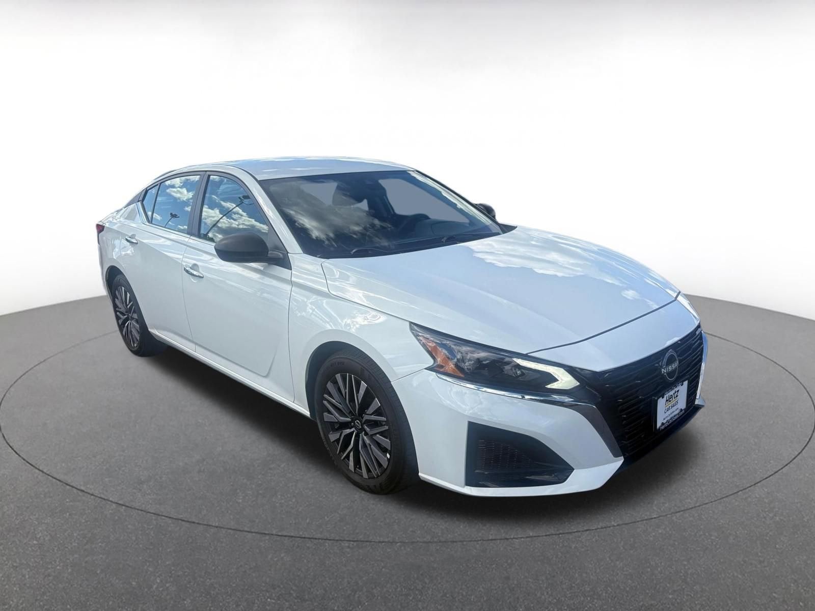 Thumbnail: 2025 Nissan Altima - 1