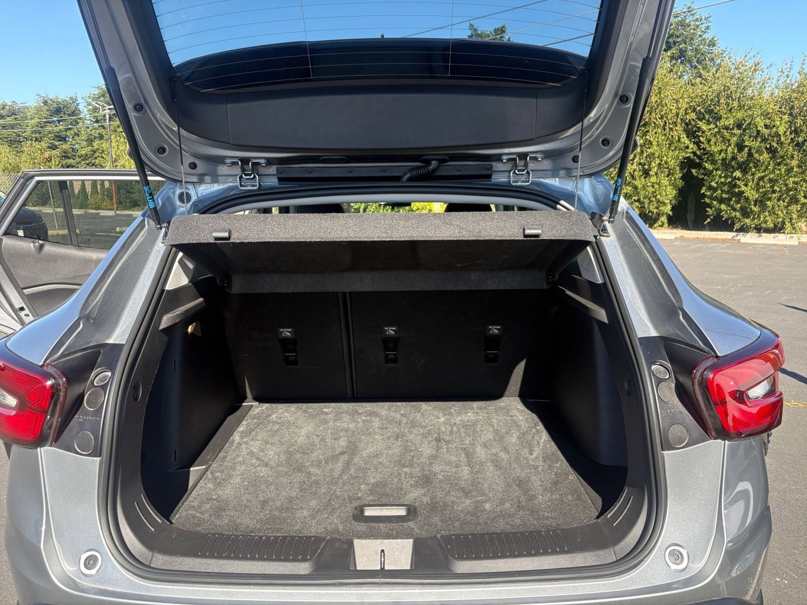 Thumbnail: 2025 Chevrolet Trax - 30