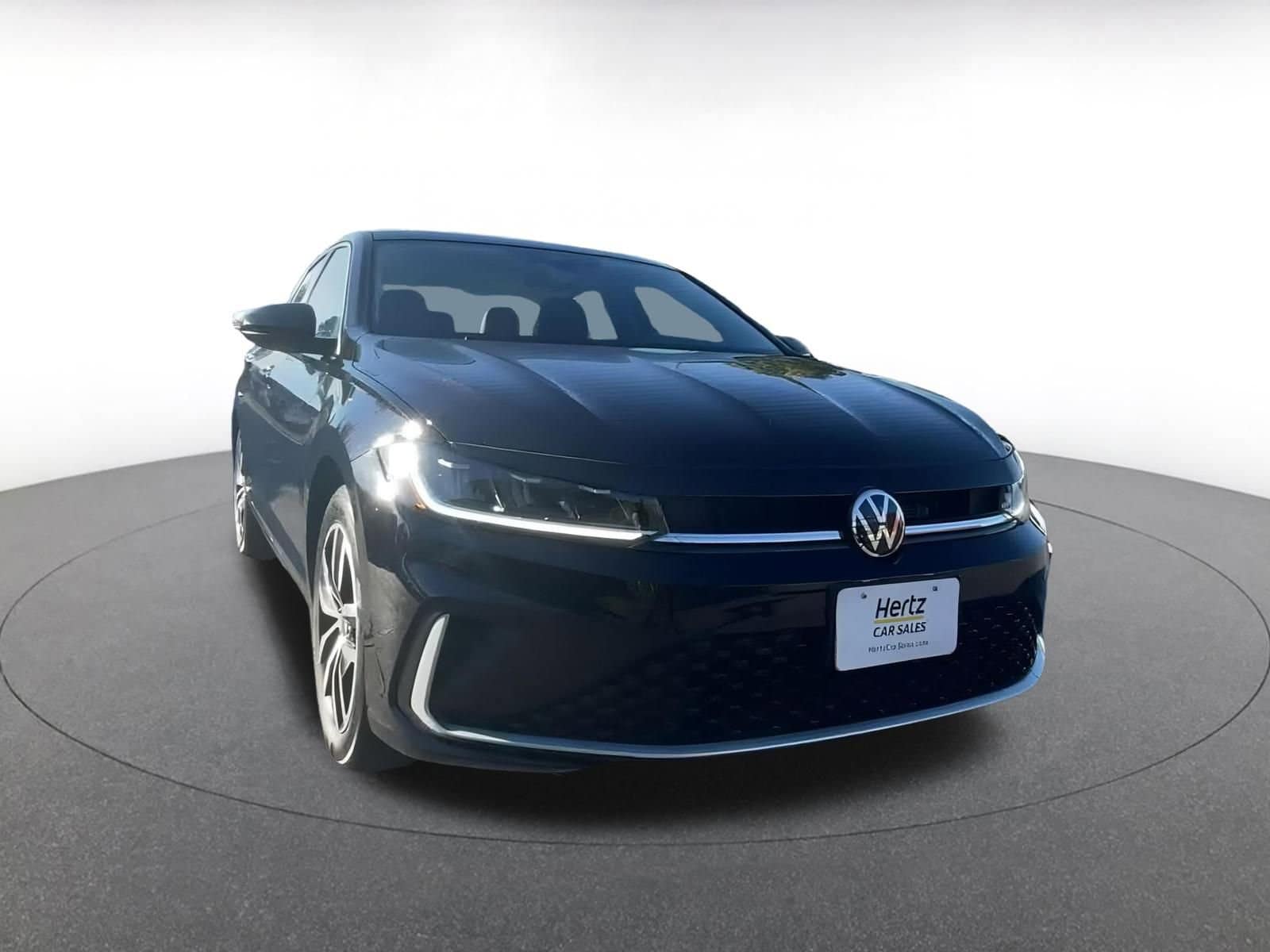 Thumbnail: 2025 Volkswagen Jetta - 3