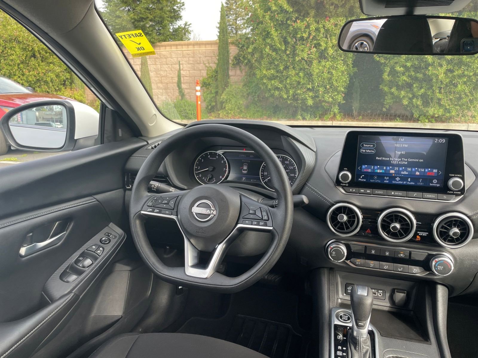 Thumbnail: 2025 Nissan Sentra - 32