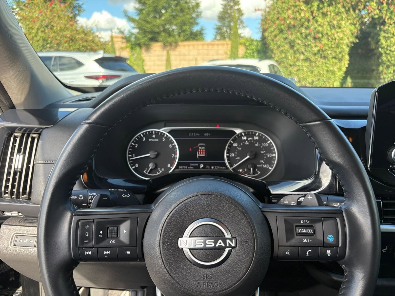 Thumbnail: 2025 Nissan Pathfinder - 30