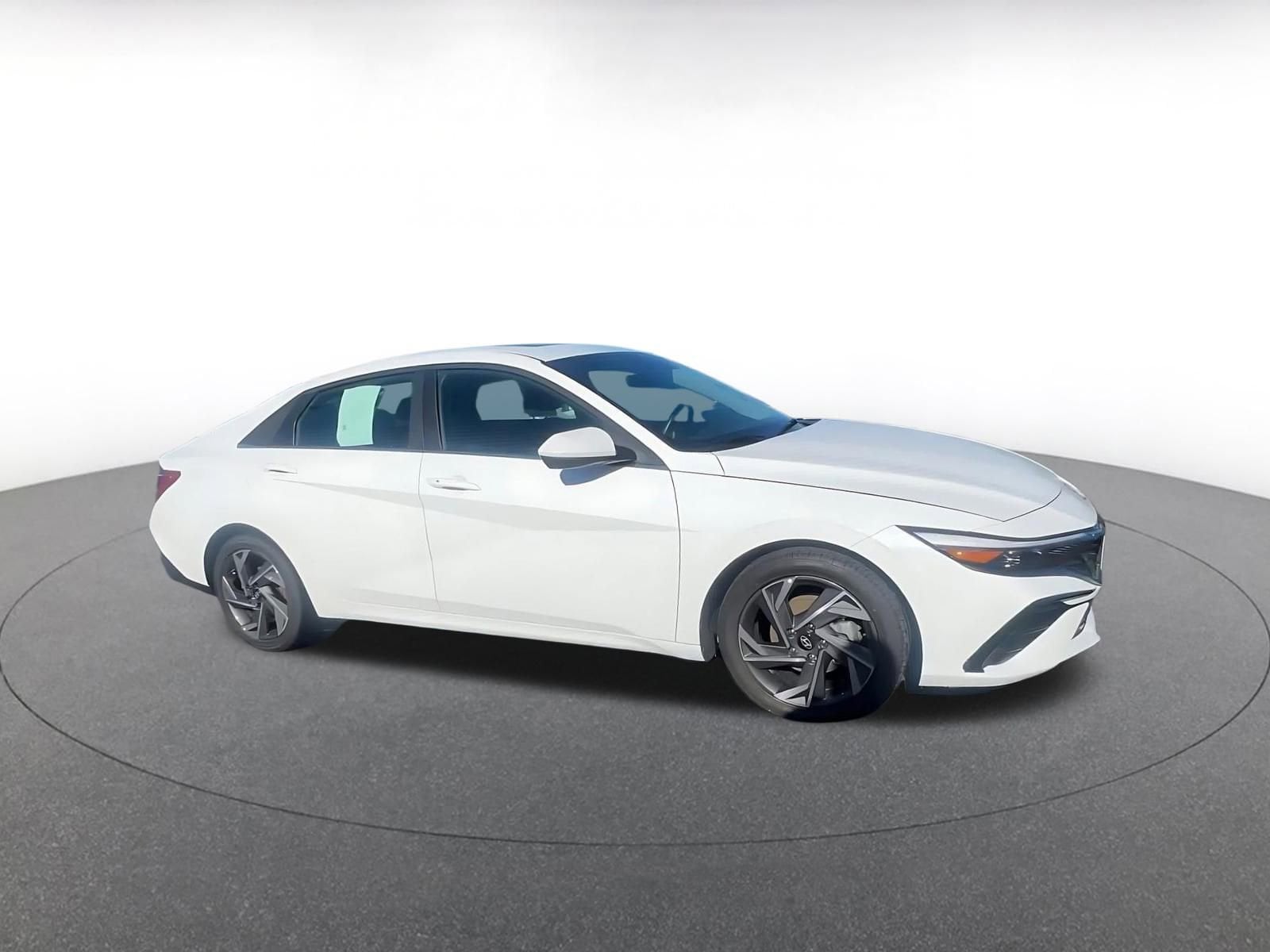 Thumbnail: 2025 Hyundai Elantra - 2