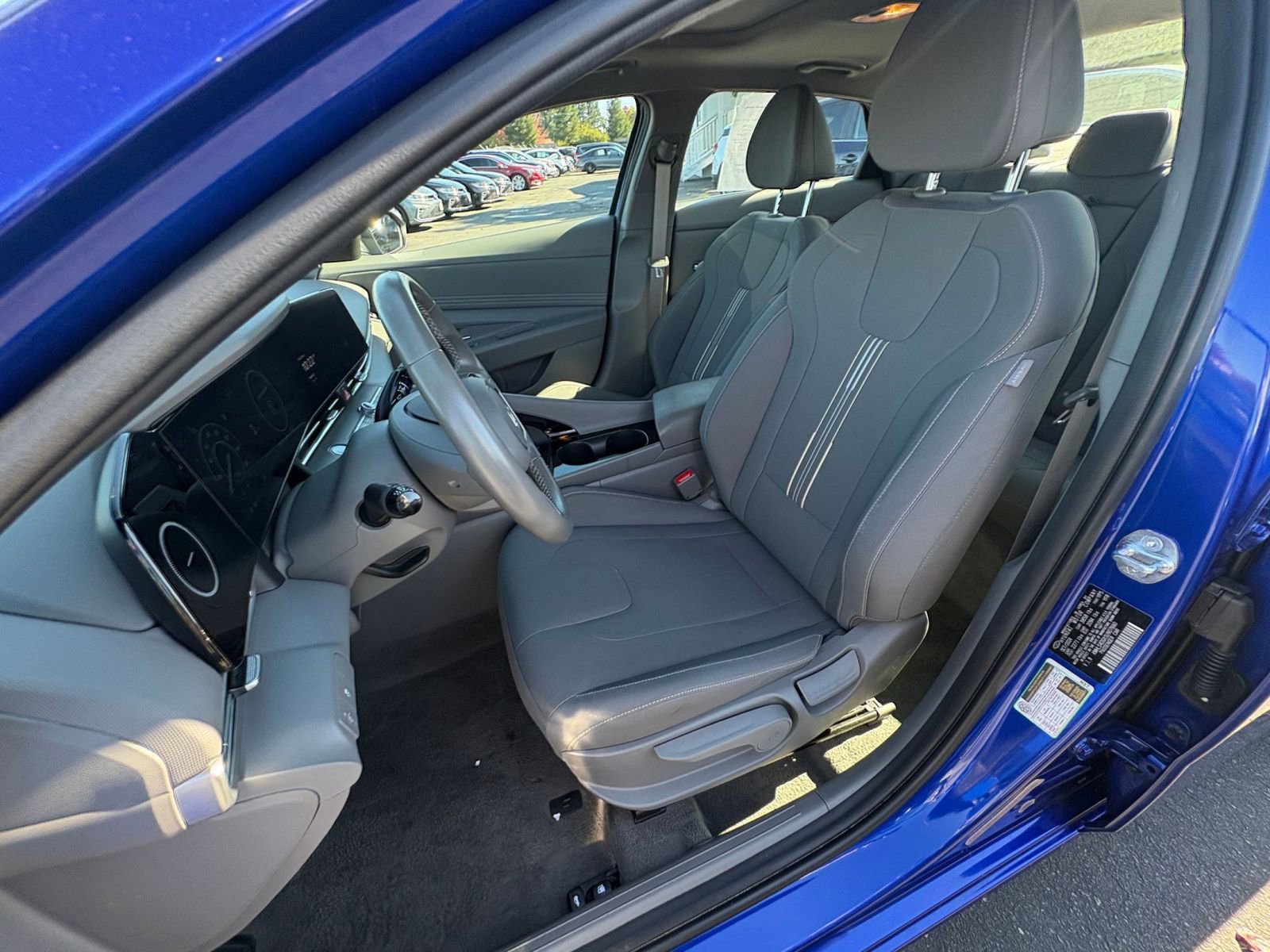 Thumbnail: 2025 Hyundai Elantra - 31