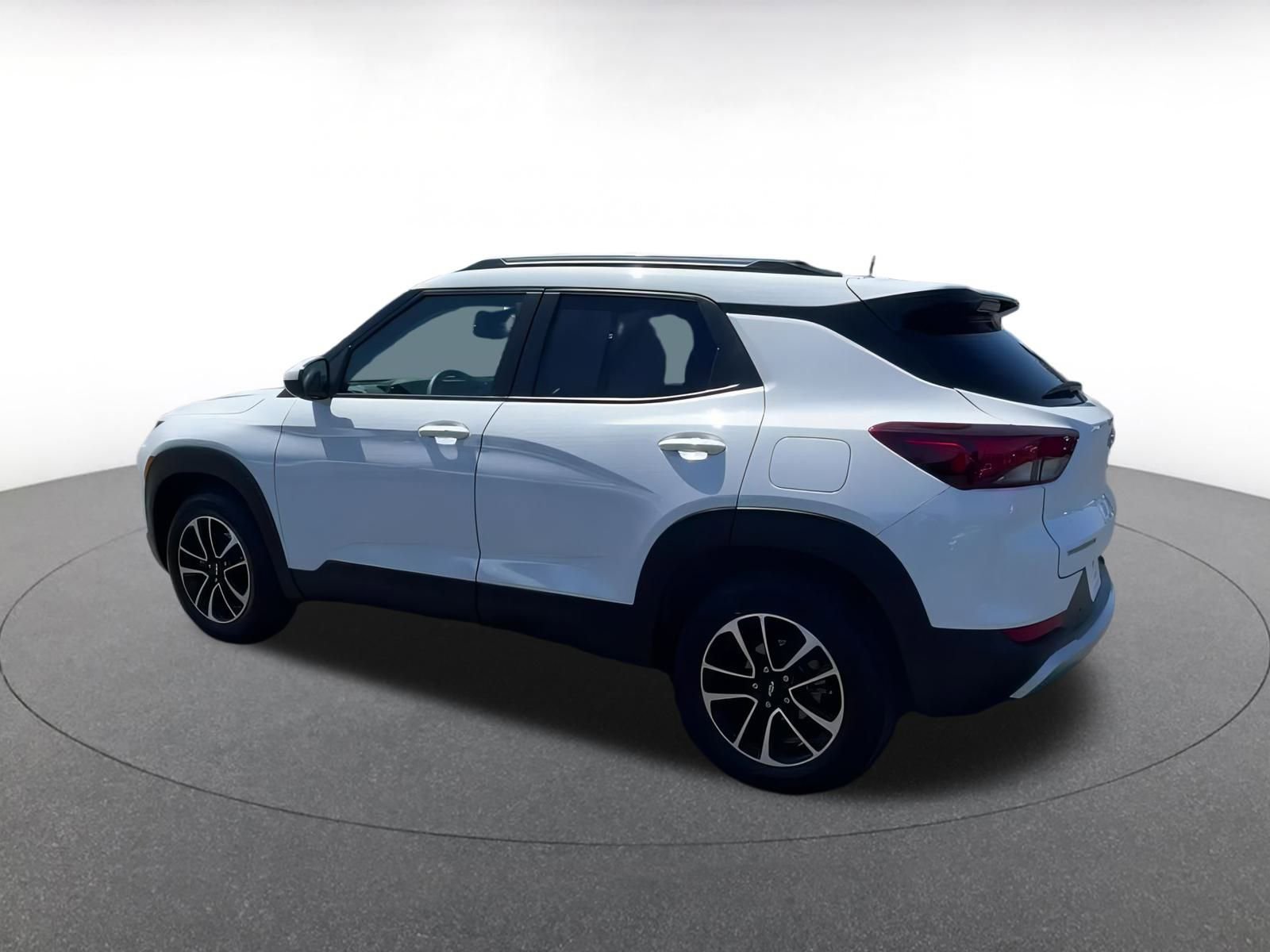 Thumbnail: 2024 Chevrolet TrailBlazer - 10