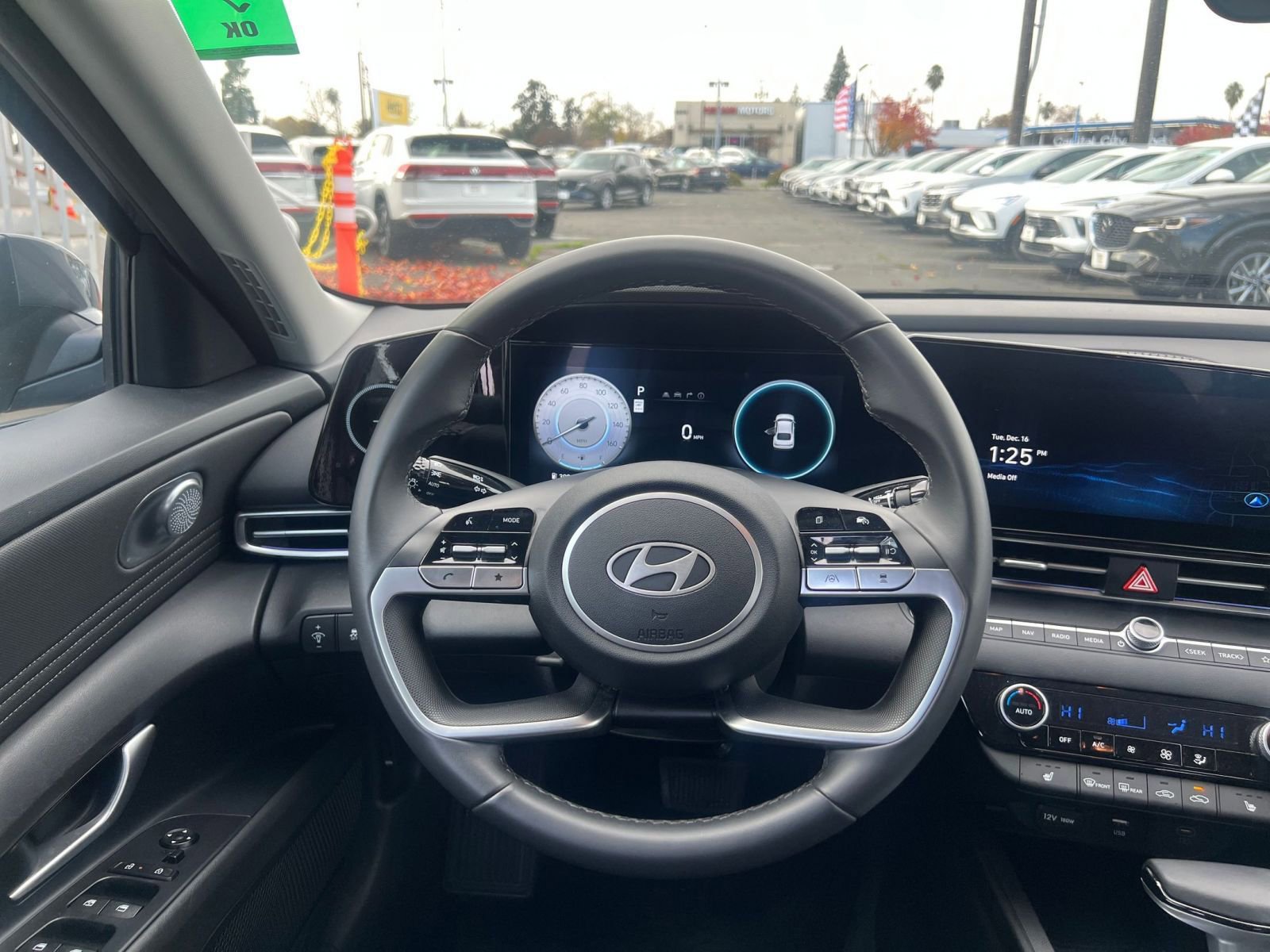 Thumbnail: 2025 Hyundai Elantra - 34