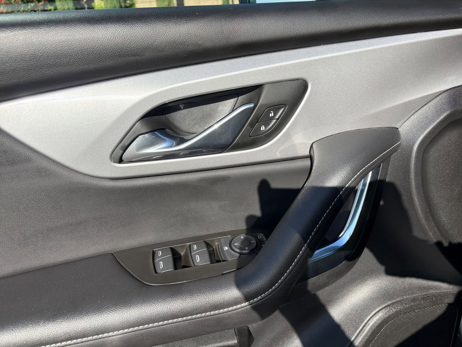 Thumbnail: 2025 Chevrolet Blazer - 18