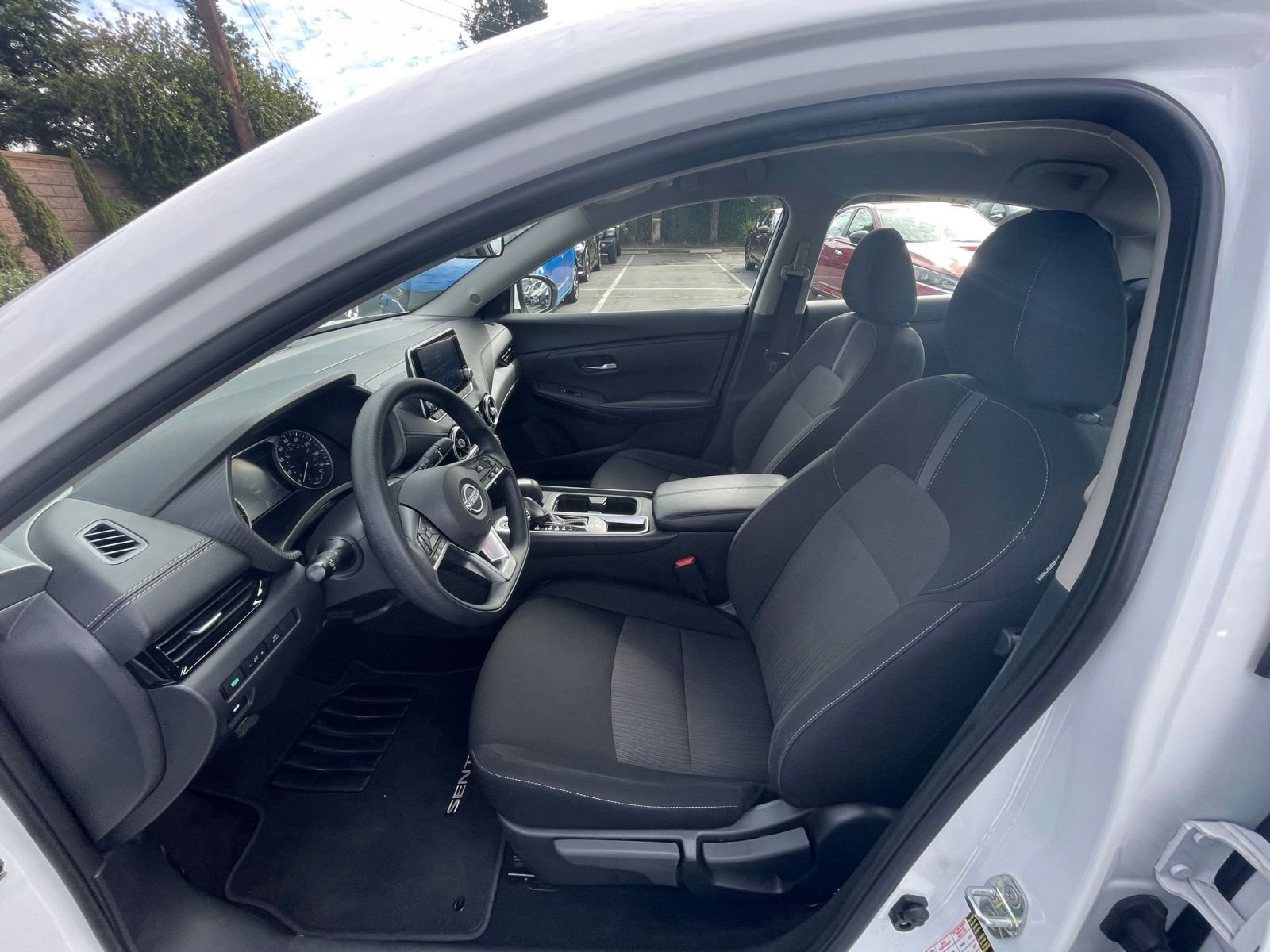 Thumbnail: 2025 Nissan Sentra - 24