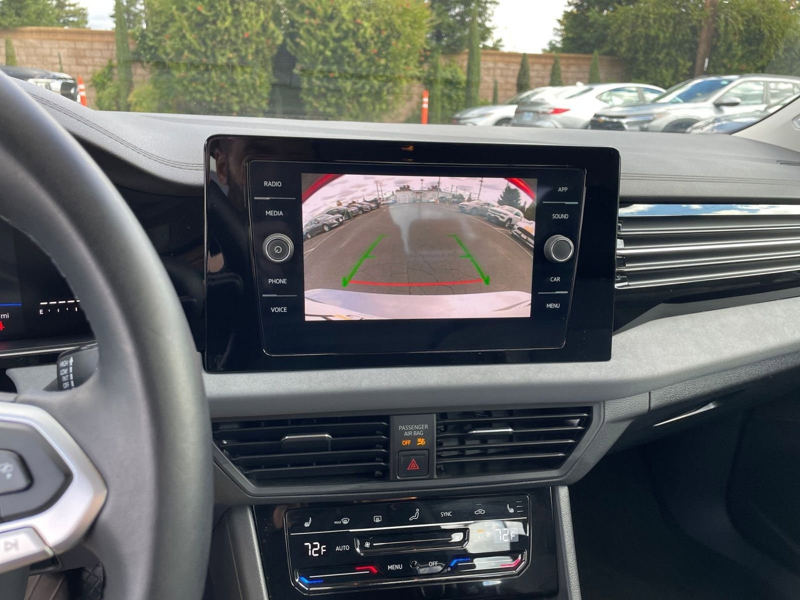 Thumbnail: 2025 Volkswagen Jetta - 17