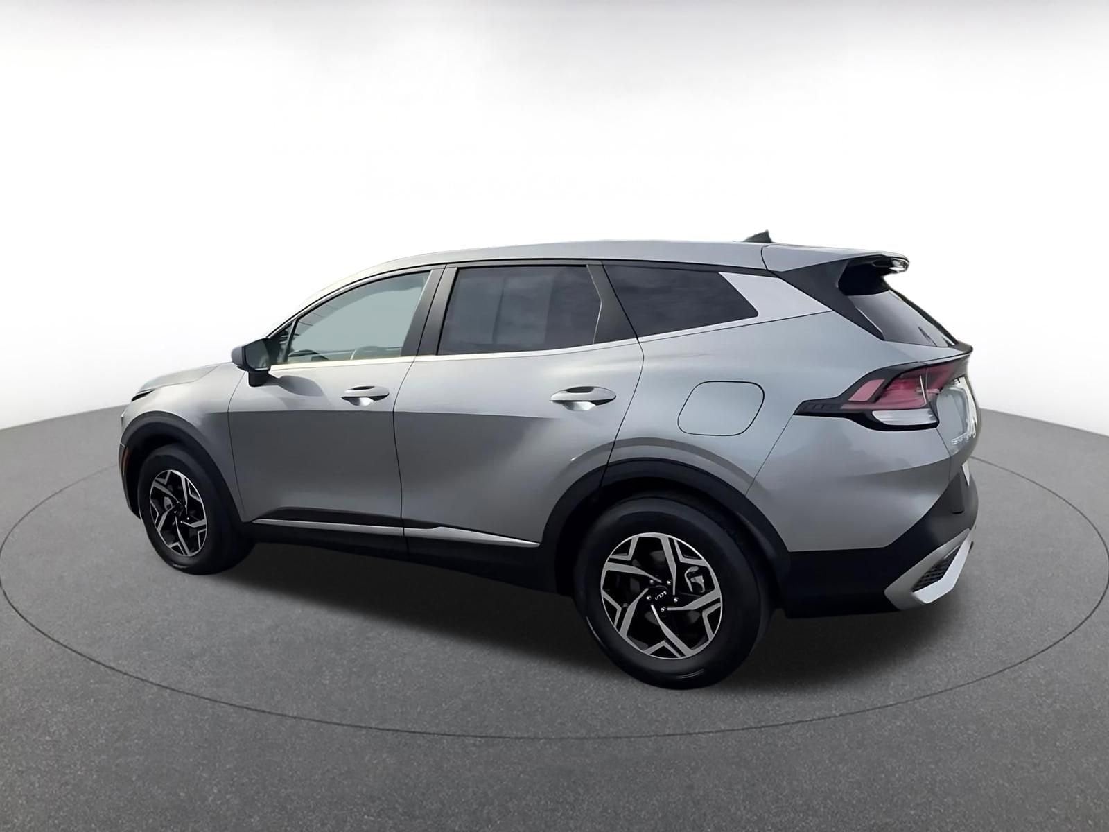 Thumbnail: 2025 Kia Sportage - 10